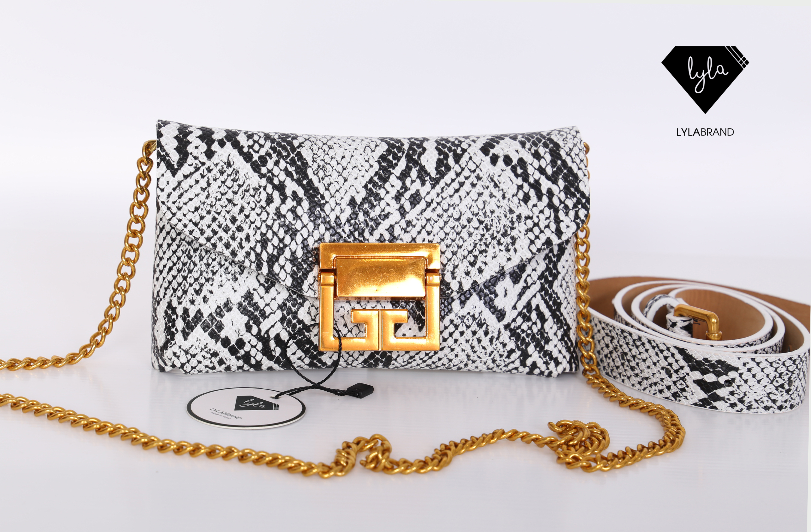 LYLABRAND🔔 Belt สุดฮอต ที่ใช้ง่าย เข้าได้กับทุกชุด แต่งตัวธรรมดา เพิ่มใบนี้เข้าไปทำให้ได้ลุคเก๋สุดๆ ❤️❤️