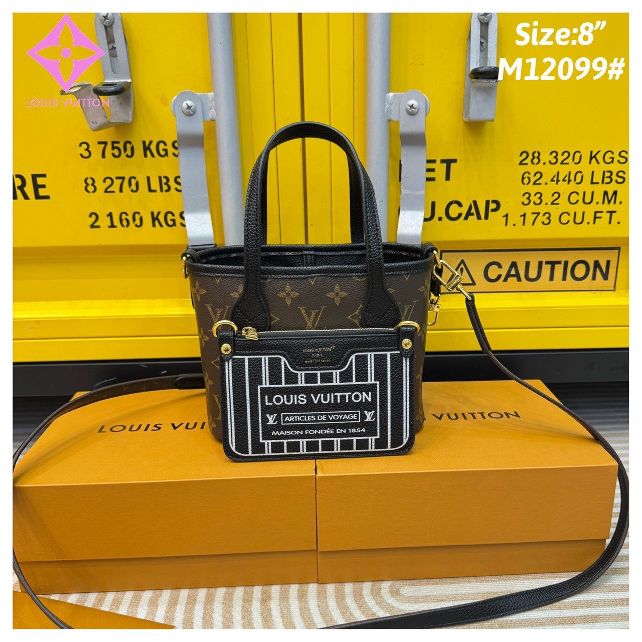 LV Neverfull Bandouliere Inside Out BB Bag Monogram Canvas กระเป๋าทรงโท้ทไซส์เล็ก พร้อมใบลูกพิมพ์ลายแบรนด์สุดไอคอนิก กลับใช้งานได้ 2 ด้านสุดคุ้ม