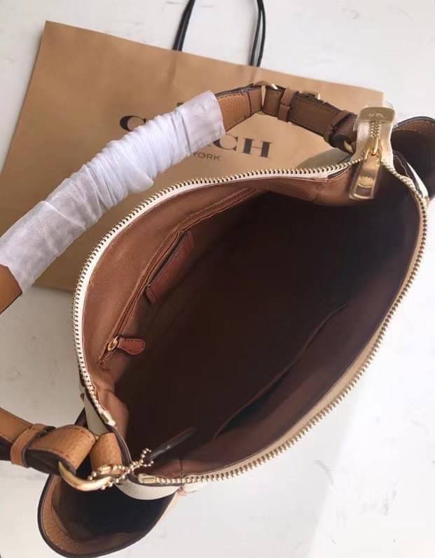 สินค้าออกใหม่ พร้อมคอลเลคชั่นสีใหม่ล่าสุดค่ะ! COACH RORI SHOULDER BAG ((C2855)) พร้อมส่งที่ไทย สวยก่อนใครแน่นอนค่ะ! กระเป๋าสะพายไหล่ หนังแท้ชั้นดีที่สุด หนังนิ่ม ทรงสวย หลงรักแน่นอนค่ะ😘