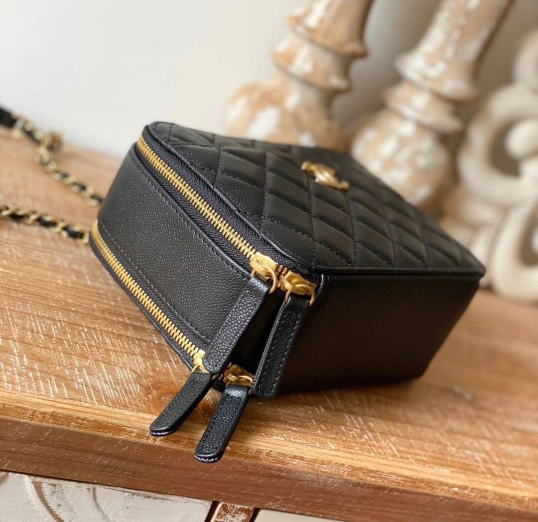 Chanel Vanity Case / Chanel 22S Vanity case พร้อมส่งแล้วค่า งานที่สาวๆ ตามหา เกรดท็อปออรินอล งานเหมือนสุด หนังแท้ สวยงามตามรูป