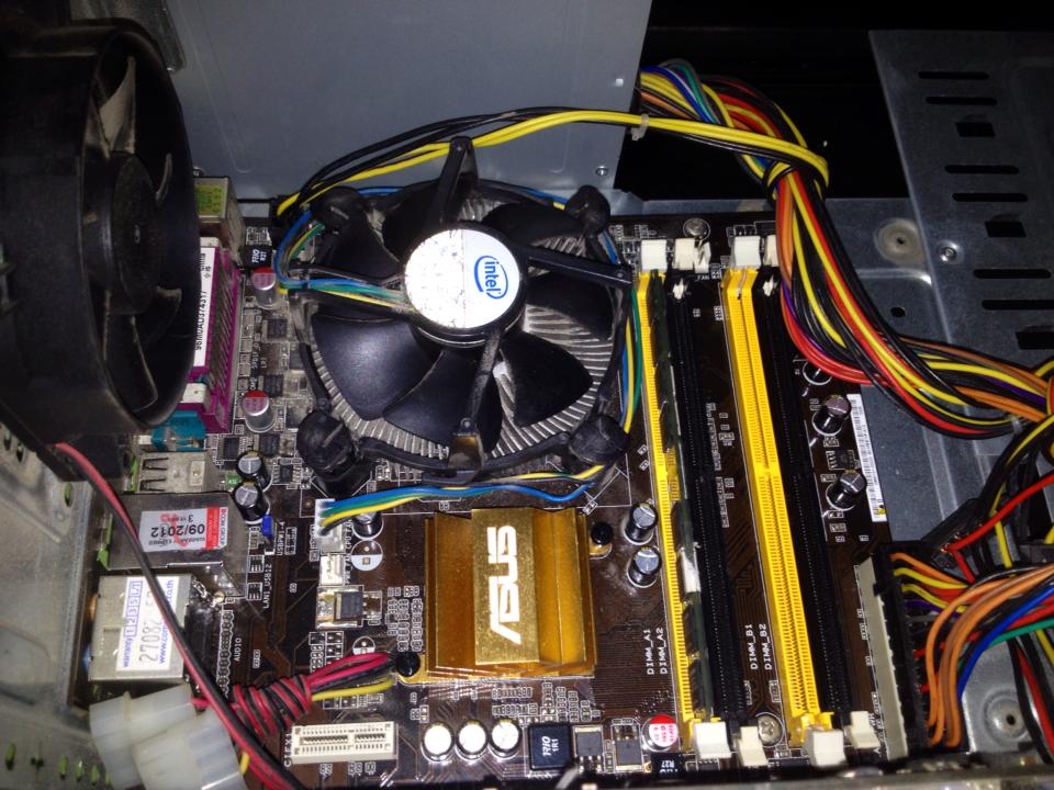 คอมพิวเตอร์มือสอง