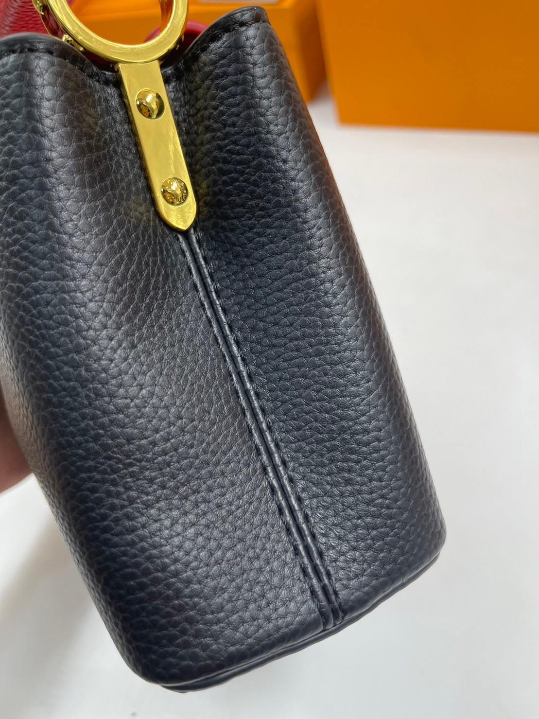 LV BB Capucines Python Handbags / LV Capucines BB Taurillon Leather 20cm พร้อมส่ง 6 สี **สินค้าเกรดออริจินอล 1:1 สลับแท้ ใช้งานต่างประเทศได้