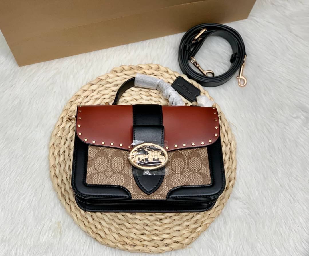 ของแท้ 💯% COACH SMALL GEORGIE TOP HANDLE IN BLOCKED SIGNATURE CANVAS ((6504//0468)) กระเป๋าหิ้ว//สะพายข้างได้ วัสดุหนังแท้