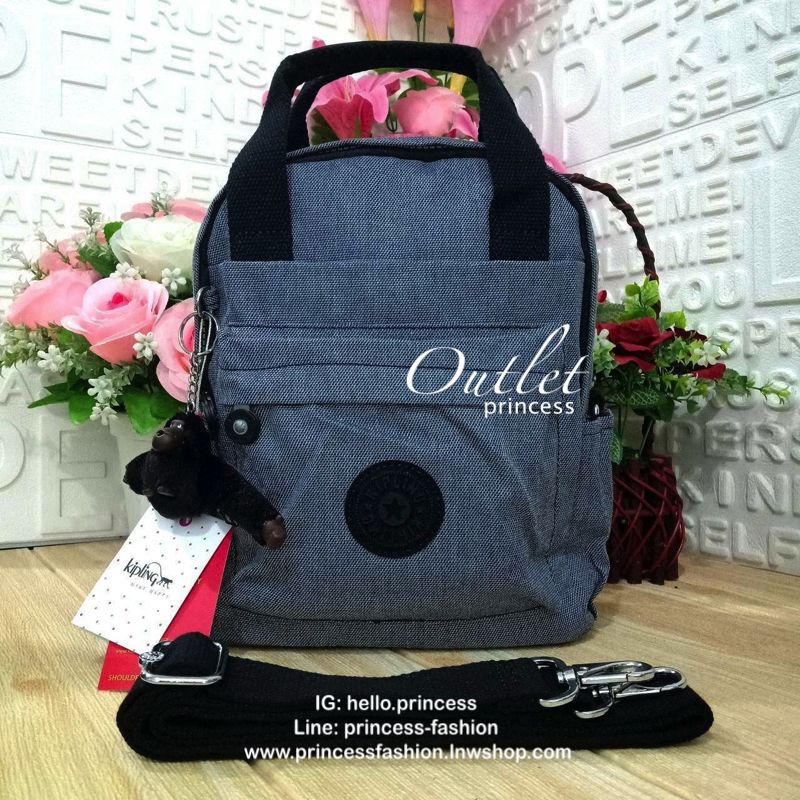 KIPLING 3 WAYS MINI BACKPACK 👍กระเป๋าสะพายรุ่นใหม่วัสดุ Nylon & Polyester 100% 👍หูหิ้วมีลายปั้มแบรนด์ 👍สายสะพายยาวเลื่อนปรับได้ถอดได้ 👍สามารถถือหรือสะพายได้ จะสะพายไหล่ สะพายเฉียง Crossbody หรือจะคล้องสายเป็นเป้สะพายหลัง Ba