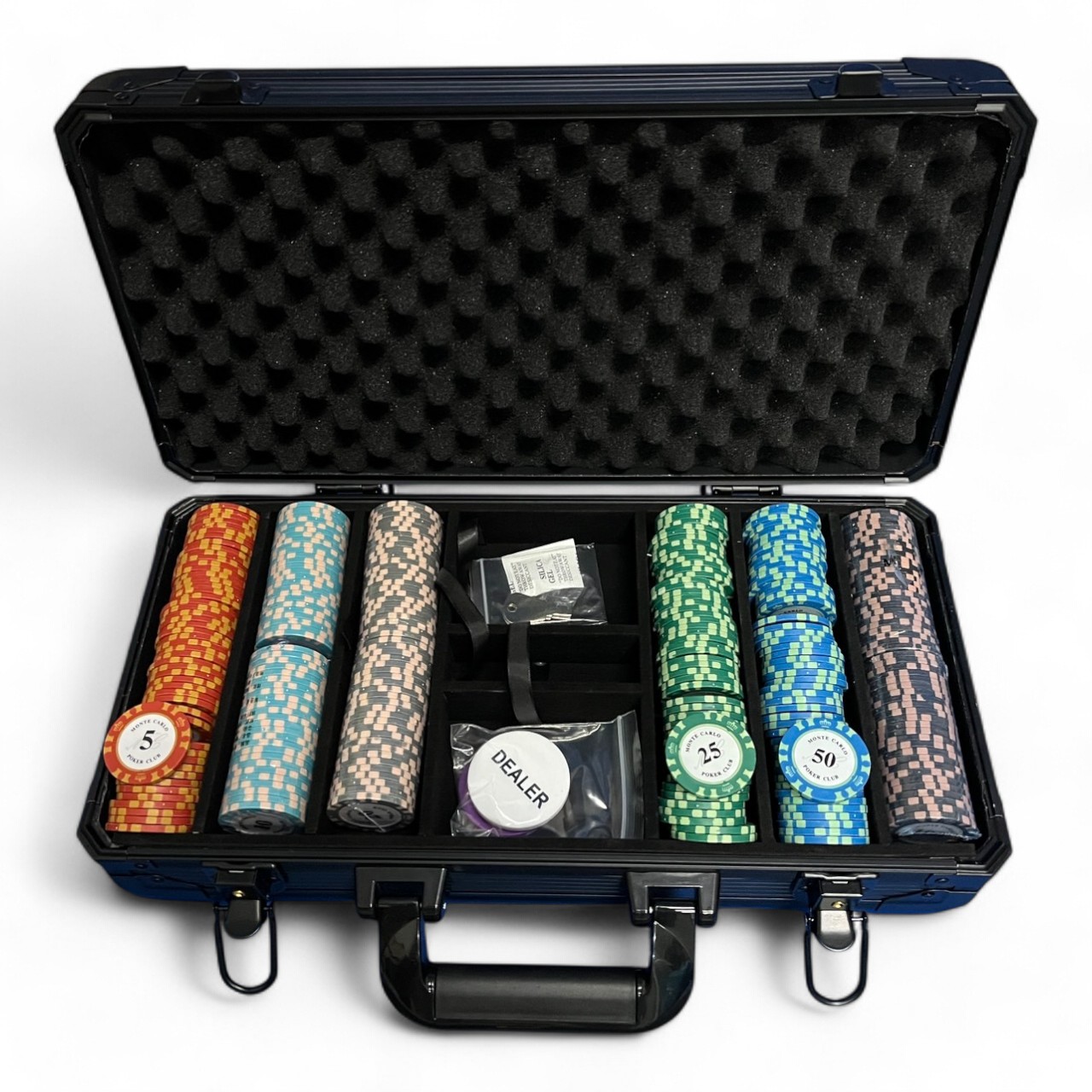 ชุดชิพโป๊กเกอร์ MONTE CARLO จำนวน300 เหรียญพร้อมกระเป๋าดำแบบหนาและแผ่นปูสีฟ้าดำรอง10คน 60x120cm.
