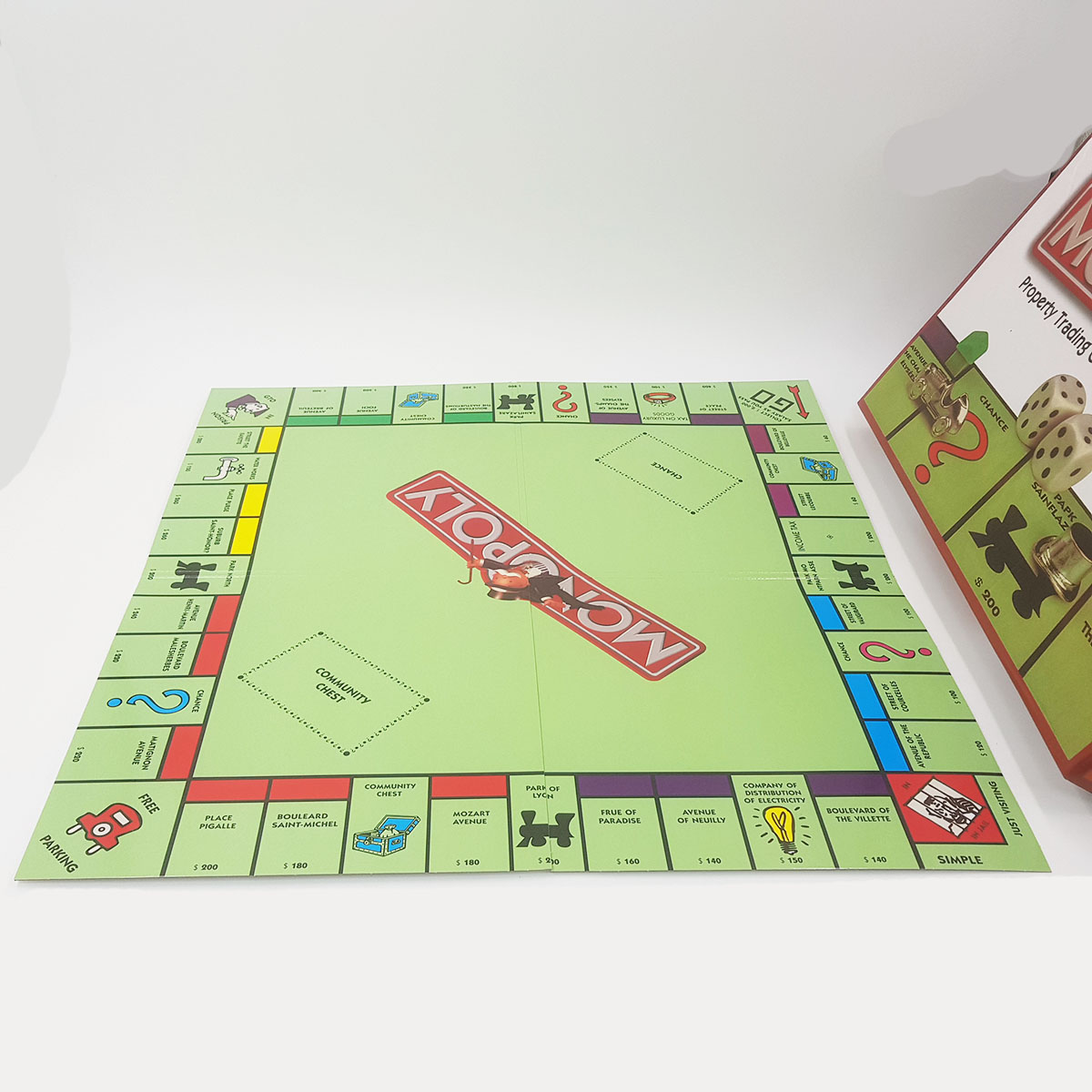 เกมเศรษฐีโมโนโพลี่สำหรับ8คนเล่น (Monopoly) กระดานขนาด 39x39 cm.