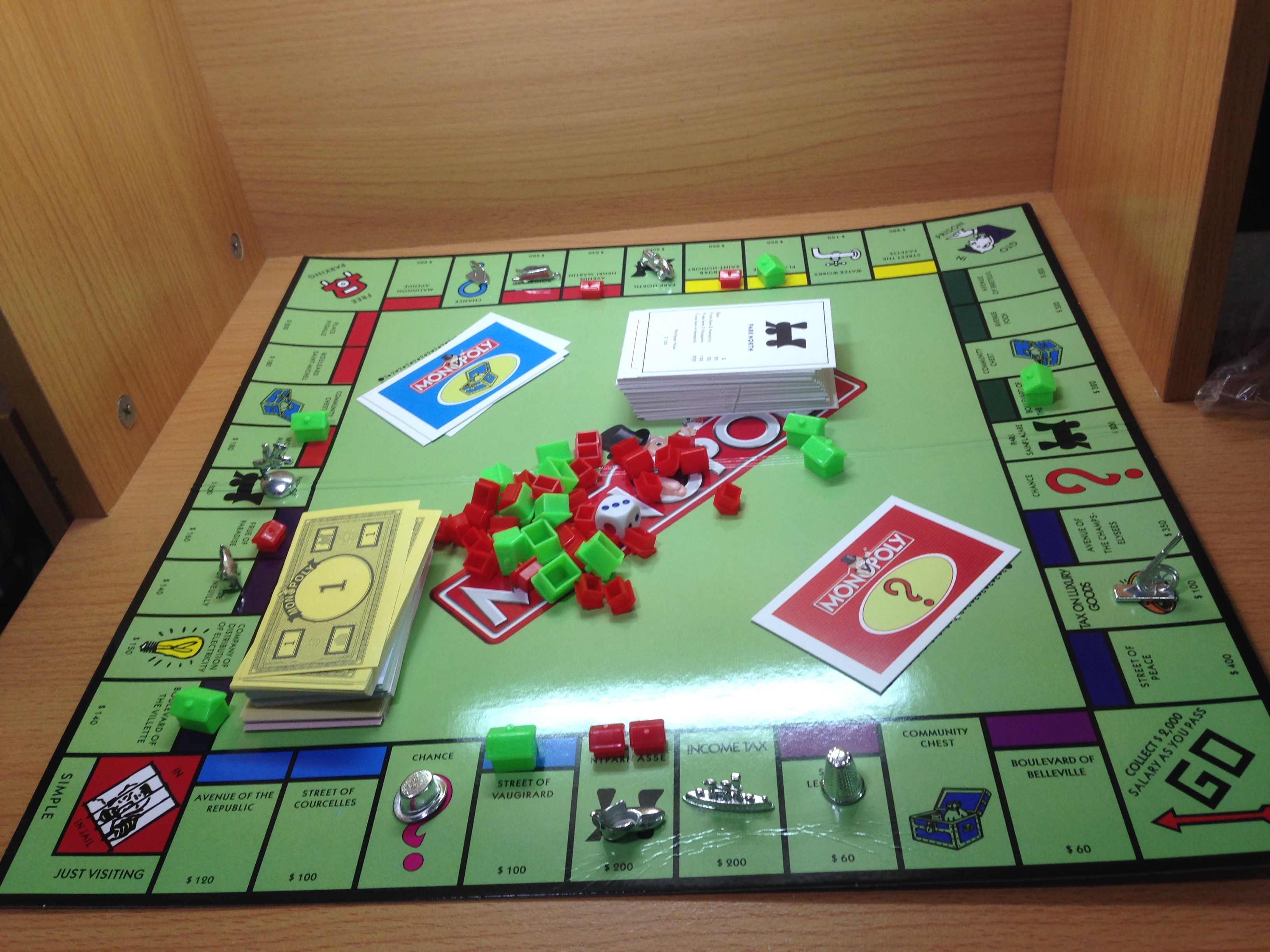 เกมเศรษฐีโมโนโพลี่ชุดมาตรฐาน (Monopoly)