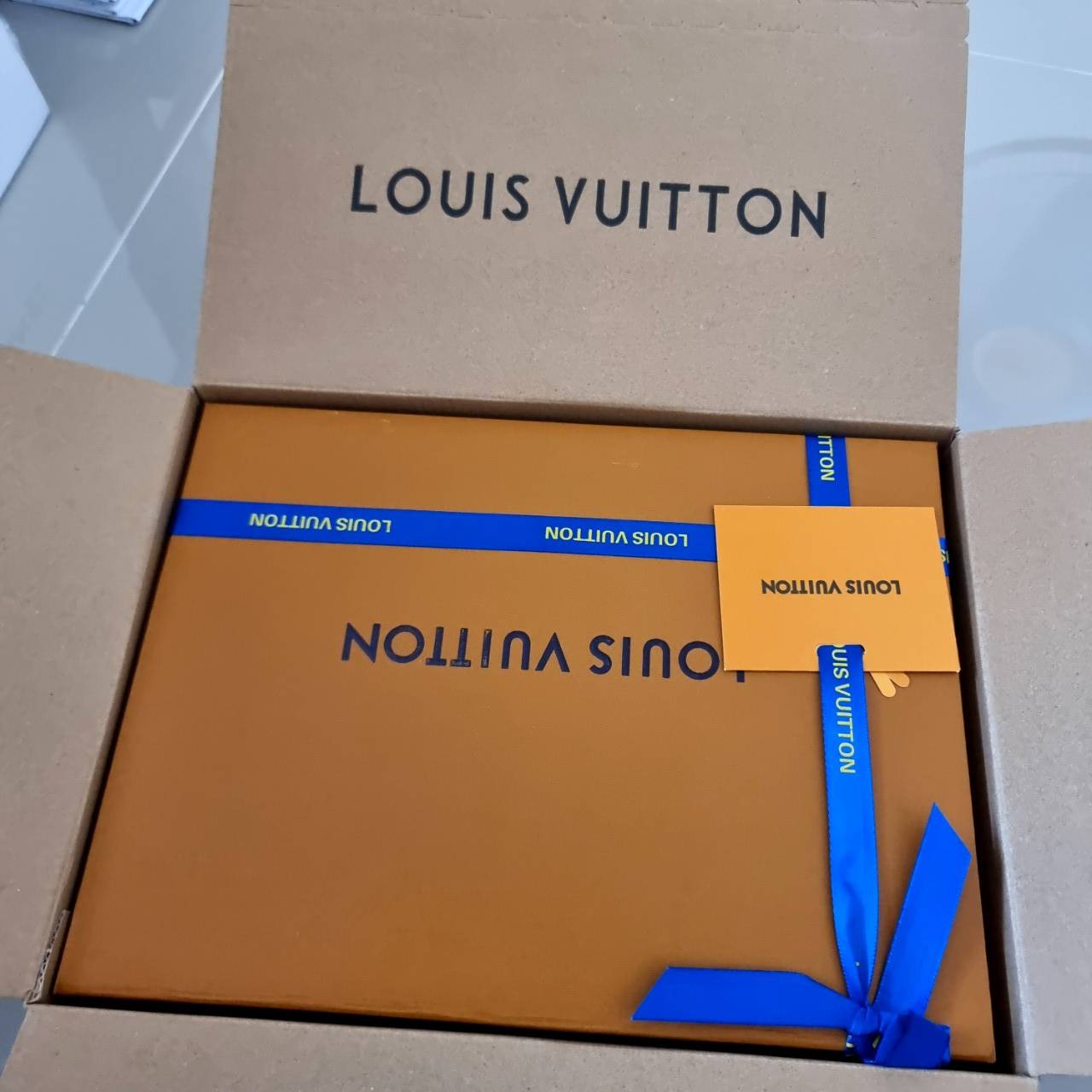 LV diane monogram washed denim bag ใหม่ล่าสุด กับกระเป๋าทรงสุดฮิต คลาสสิคและเป็นอีกหนึ่ง signature ที่มาในรูปแบบ washed denim สวยดูแพงสุดๆ