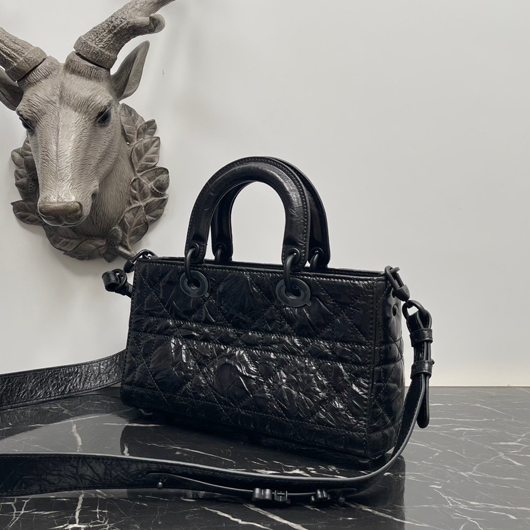 Lady D-Sire My ABCDior กระเป๋าสะพายดิ-ออร์ รุ่นใหม่ งานหนังสวยมาก เกรดวีไอพี ท็อปออริจินอล สลับแท้ 1:1 เกรดดีสุด