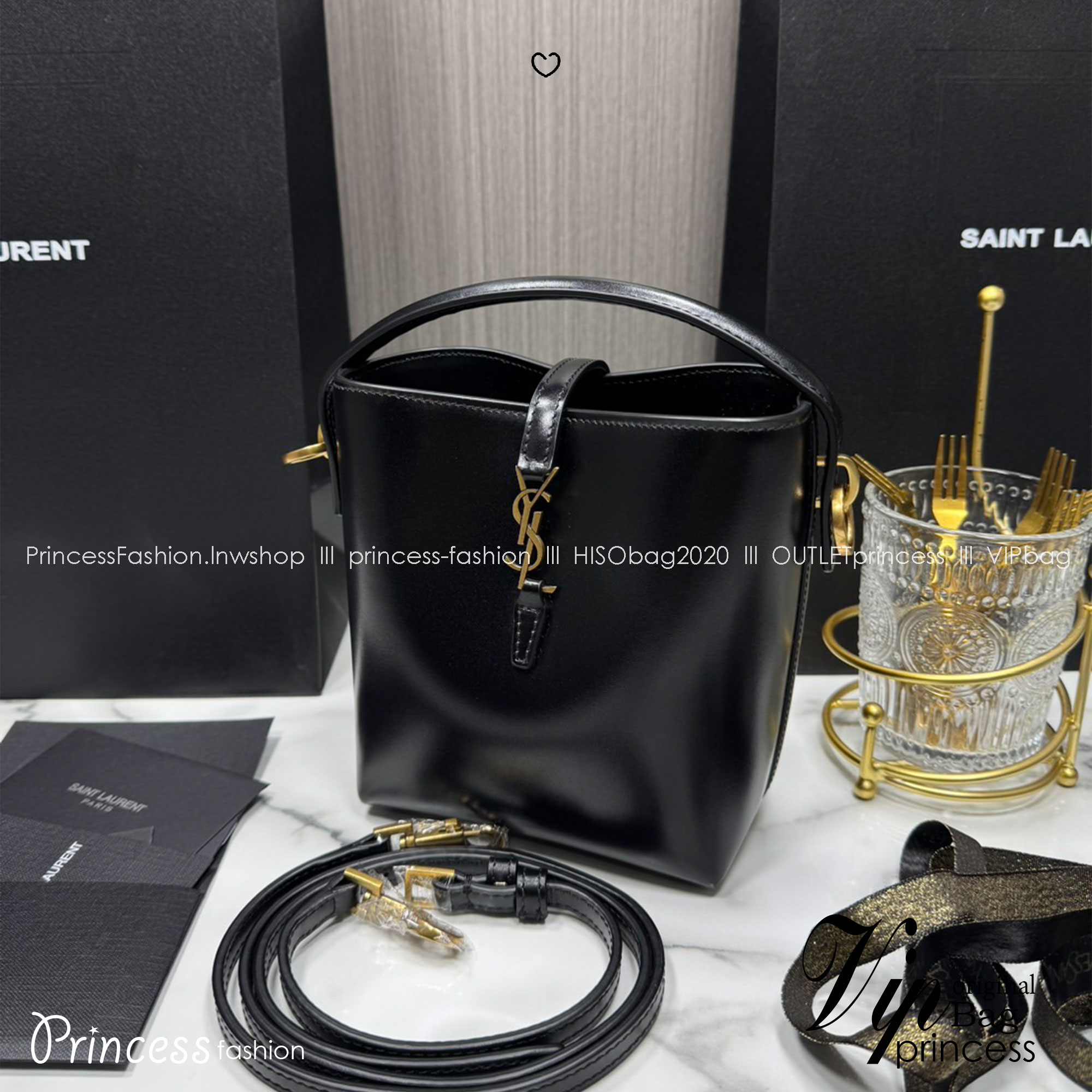 TOP ORI หนังแท้ | YSL Le 37 in shiny leather bag / YSL Bucket Bag กระเป๋าสะพายทรงทรงถัง โดดเด่นด้วยตัวปิดแบบตะขอ Cassandre พร้อมหูจับด้านบน และสายสะพายไหล่แบบปรับได้และถอดออกได้