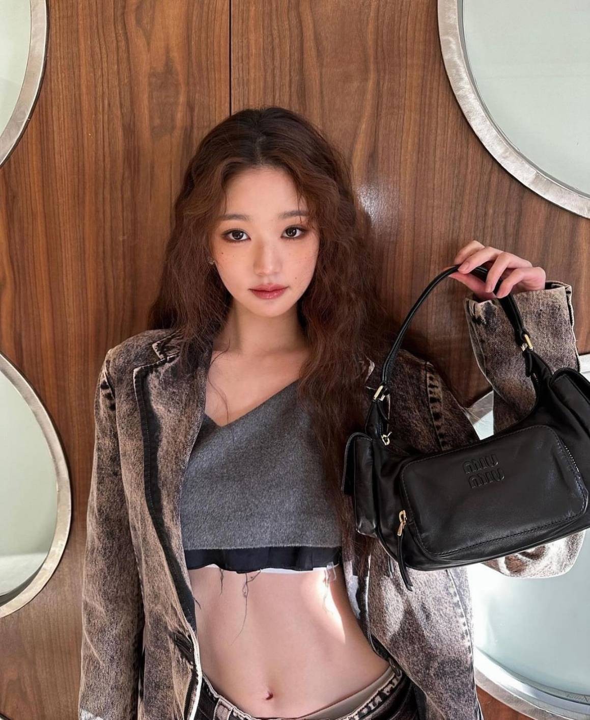 MIU MIU Nappa leather Pocket bag กระเป๋าถือสะพาย เกรดออริ ท็อป vip 1:1 เกรดงานปราณีตละเอียด หนังสวย เกรดดีสุด ใช้งานต่างประเทศได้