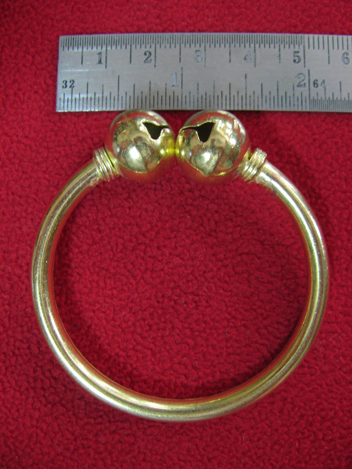 สินค้าหมดค่ะ กำไลข้อเท้าเด็กเล็กเนื้อทองเหลืองหัวกระดิ่งแบบหนา เหมาะสำหรับรับขวัญเด็กเล็กค่ะ