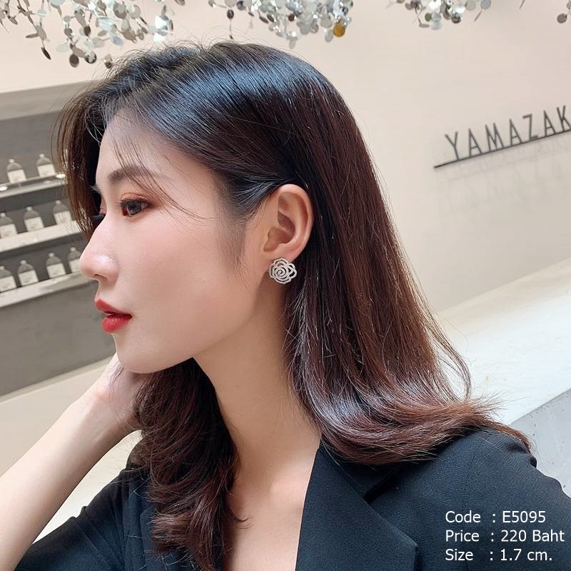 ต่างหูดอกกุหลาบ ฝังเพชรcz งานพรีเมี่ยม