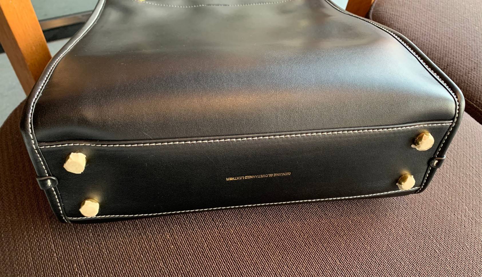 LIMITED EDITION 📣รุ่นใหม่ล่าสุด ยังไม่มีในช๊อปไทยจ้าา❗️ COACH CHAIN CASHIN TOTE ((C6338//C6620)) พร้อมส่ง สินค้าเข้าใหม่ ห้ามพลาดค่าา! กระเป๋าทรงTote สูง สามารถใส่เอกสาร//A4 ได้ วัสดุหนังแท้นิ่ม น้ำหนักเบาค่ะ 🔺จุดเด่นของรุ่นคือสายสะ