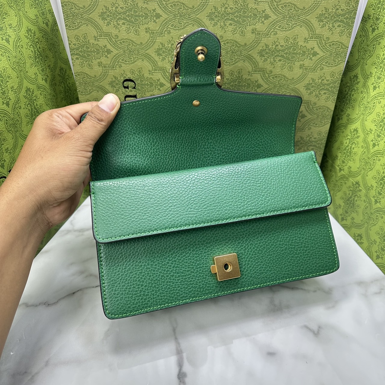 GUCCI DIONYSUS LEATHER SUPER MINI BAG กระเป๋าสะพายไดโอนิซูสหรูหราเป็นเอกลักษณ์ เกรดออริ สลับแท้ 1:1 ใช้งานต่างประเทศได้