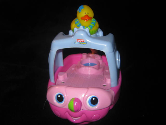 Fisher-Price Little People Sail n Float Boat ของเล่นมือสอง ลำใหญ่ค่ะ