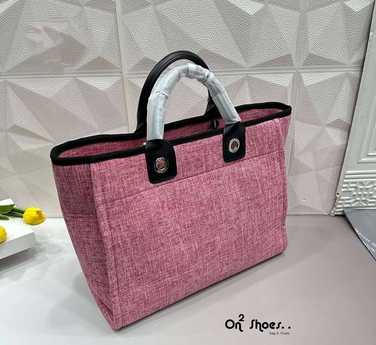 CHANEL Maxi Shopping Bag / Chanel tote bag 15" กระเป๋าทรงโท้ทใบใหญ่กระเป๋าผ้าแคนวาส งานสกรีนสวยหรูใบใหญ่สไตล์เซเลปค่ะ