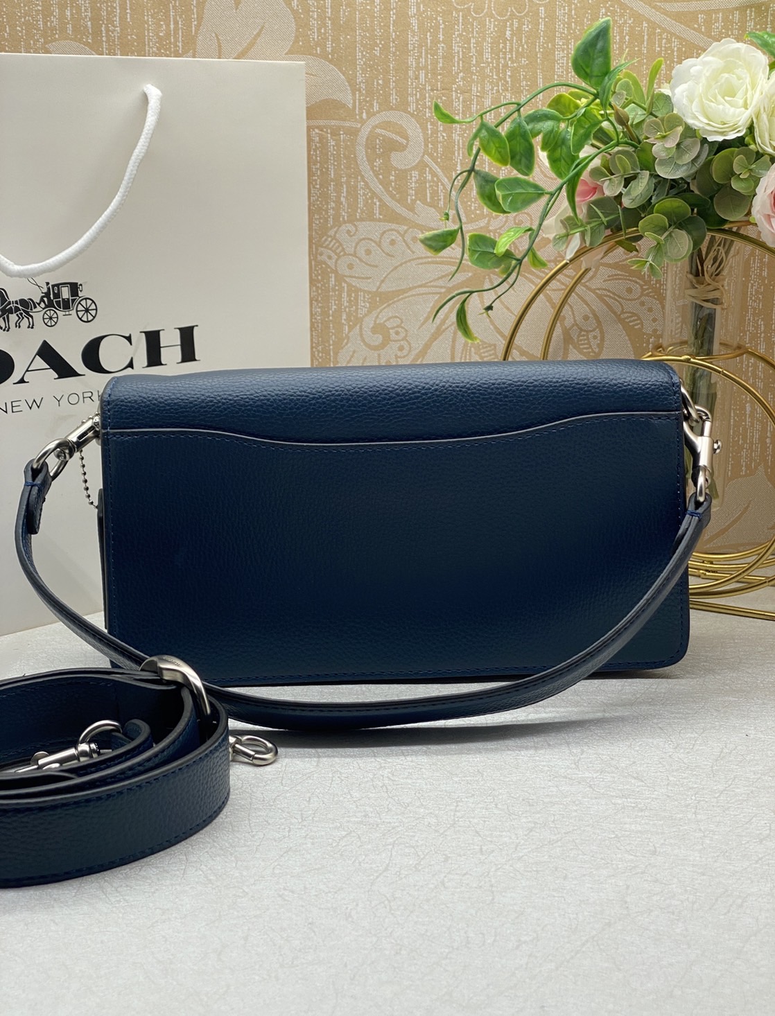 COACH TABBY CROSSBODY WRISTLET 26cm สีใหม่ล่าสุด ต้อนรับสงกรานต์นี้ รุ่นนี้ต้องเข้าแล้ว พกพาได้ตลอดวันเลย ห้ามพลาดค่ะ! พร้อมส่งที่ไทย