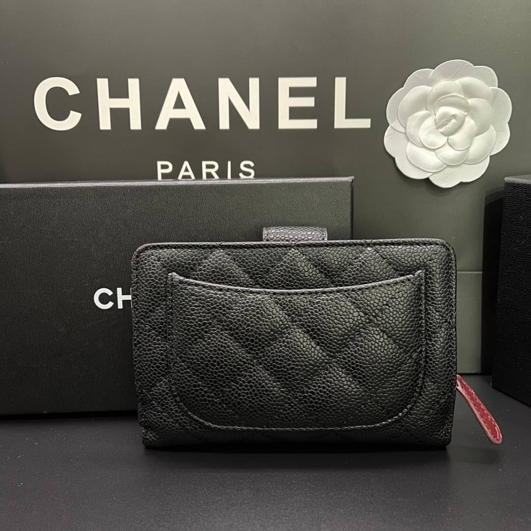 Chanel Wallet Medium / CHANEL ZIP WALLET รุ่นยอดนิยมคลาสสิกเป็นอมตะ เป็นใบยอดนิยมของสาวๆ เลยค่าา พร้อมส่งที่ไทยไม่ต้องรอพรีฯ สาวก Chanel Must Have! นะคะ
