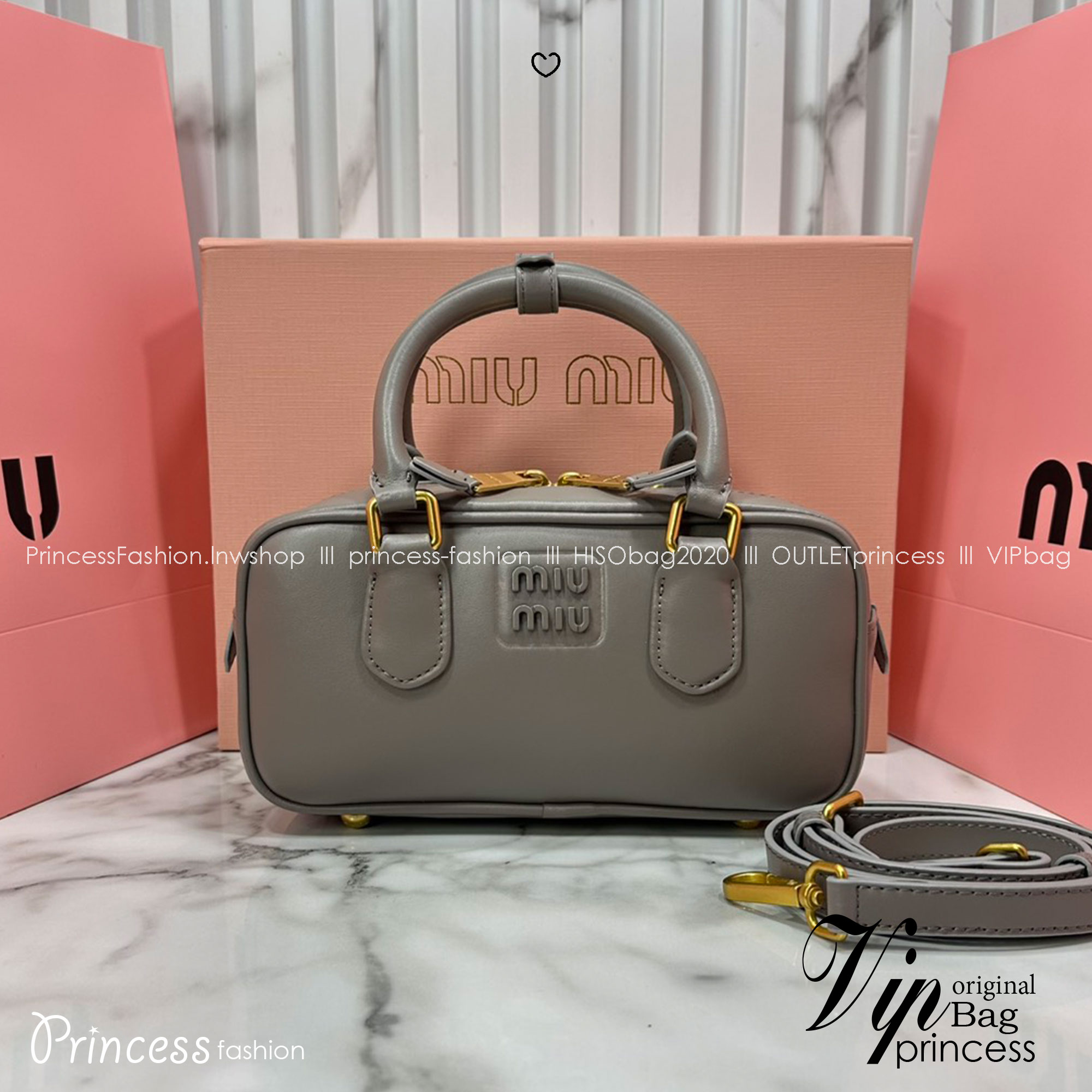 ORI หนังแท้ | MIU MIU Arcadie leather mini-bag Mini 20cm กระเป๋าสะพายทรงโฮโบลุคลูกคุณหรูหรา ไซส์มินิน่ารักๆเก๋ๆ สวยดูแพง หูจับในตัวง่ายและสะดวกพกพา
