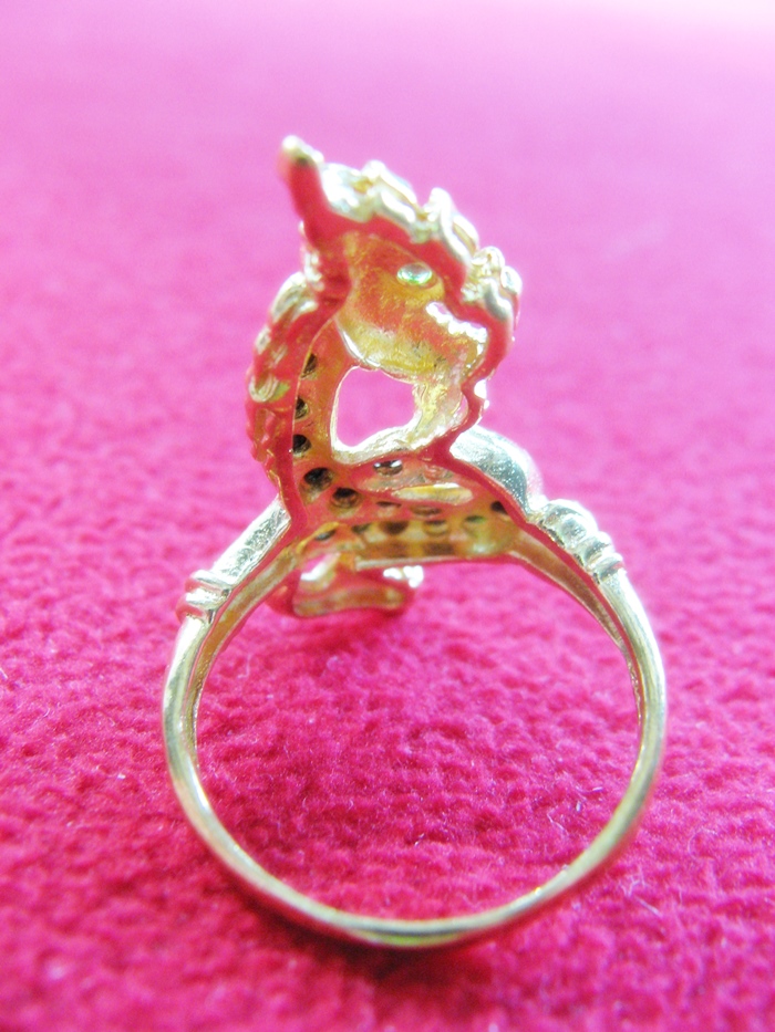 สินค้าหมดค่ะ แหวนพญานาคทองเหลืองพลอยสีดำ เสริมดวงบารมี แบบ1ค่ะ