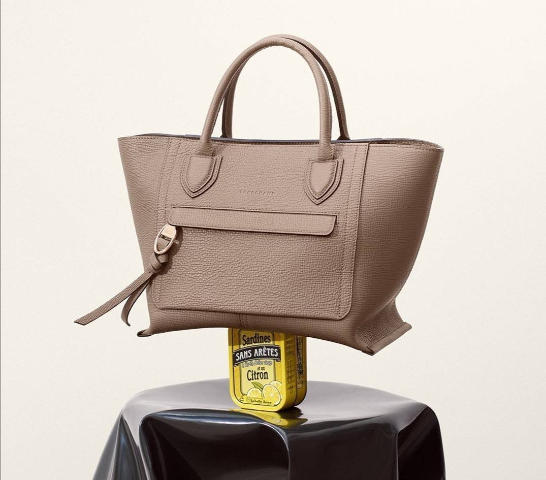 LONGCHAMP MINI MAILBOX TOP HANDLE BAG กระเป๋าถือหรือสะพายรุ่นใหม่ล่าสุด โดดเด่นด้วยดีไซน์คลาสสิควัสดุ Polyamide & Leather หนังแท้เนื้อหนานุ่มหนังขึ้นลายสวยหรูดูดียืดหยุ่นแข็งแรง