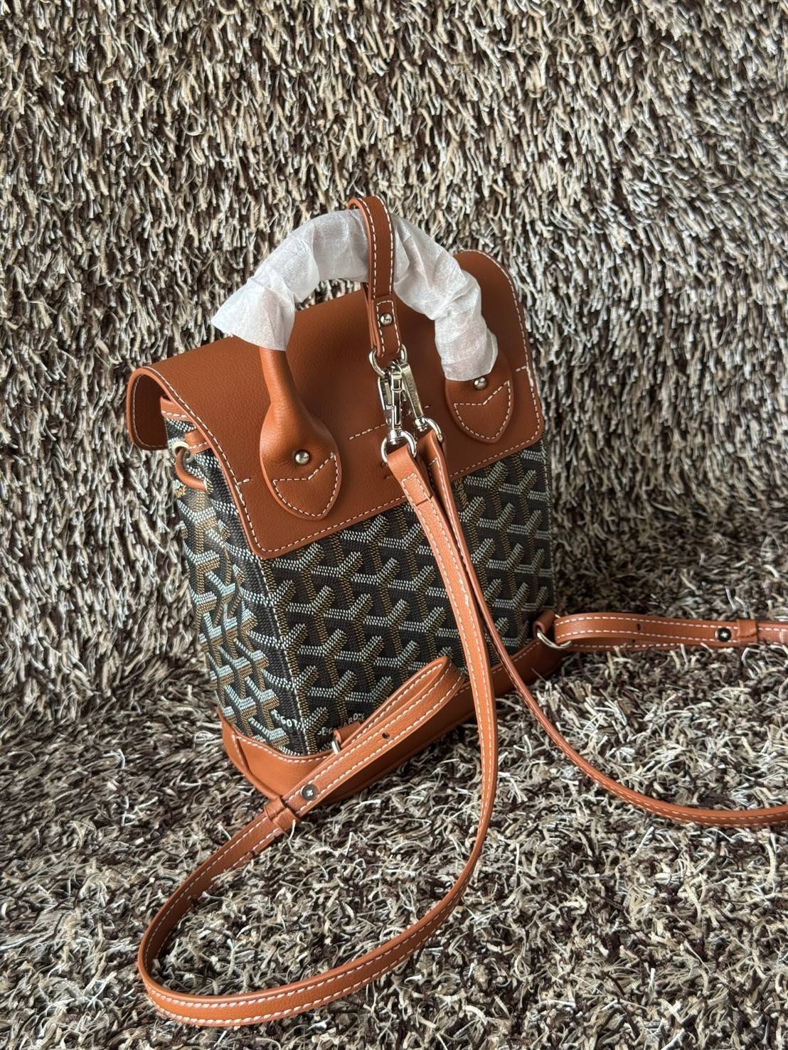 ORI หนังแท้ | Goyard Alpin Mini Backpack กระเป๋าเป้สะพายหลัง ปรับถือหรือสะพายข้างได้อย่างลงตัว ที่สามารถทำให้เป็นหลายรูปแบบ