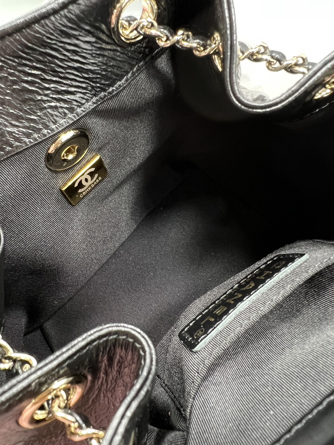 CHANEL MINI DUMA BACKPACK BLACK กระเป๋าเป้ไซส์มินิ รุ่นยอดนิยม เกรดออริ ท็อป สลับแท้ 1:1 ผ่านทุก ตม ใช้งานต่างประเทศได้