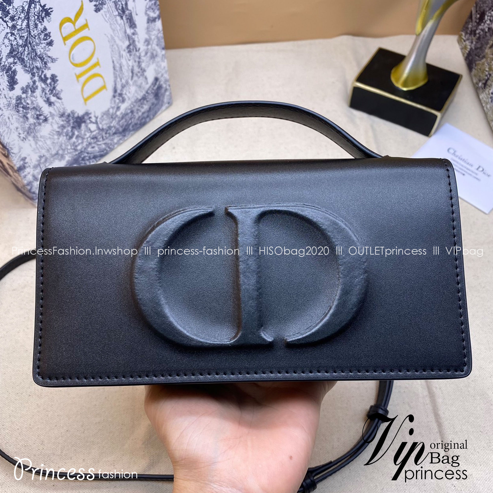 CD SIGNATURE MINI BAG Blue Oblique Jacquard / DIOR Clutch Bag พร้อมส่ง กระเป๋าสะพายทรงคลัท New for Winter 2023 คอลผู้ดี สวยหรู โดดเด่น ราคาสุดคุ้มพร้อมอุปกรณ์ครบ ไม่อยากให้พลาดน้า