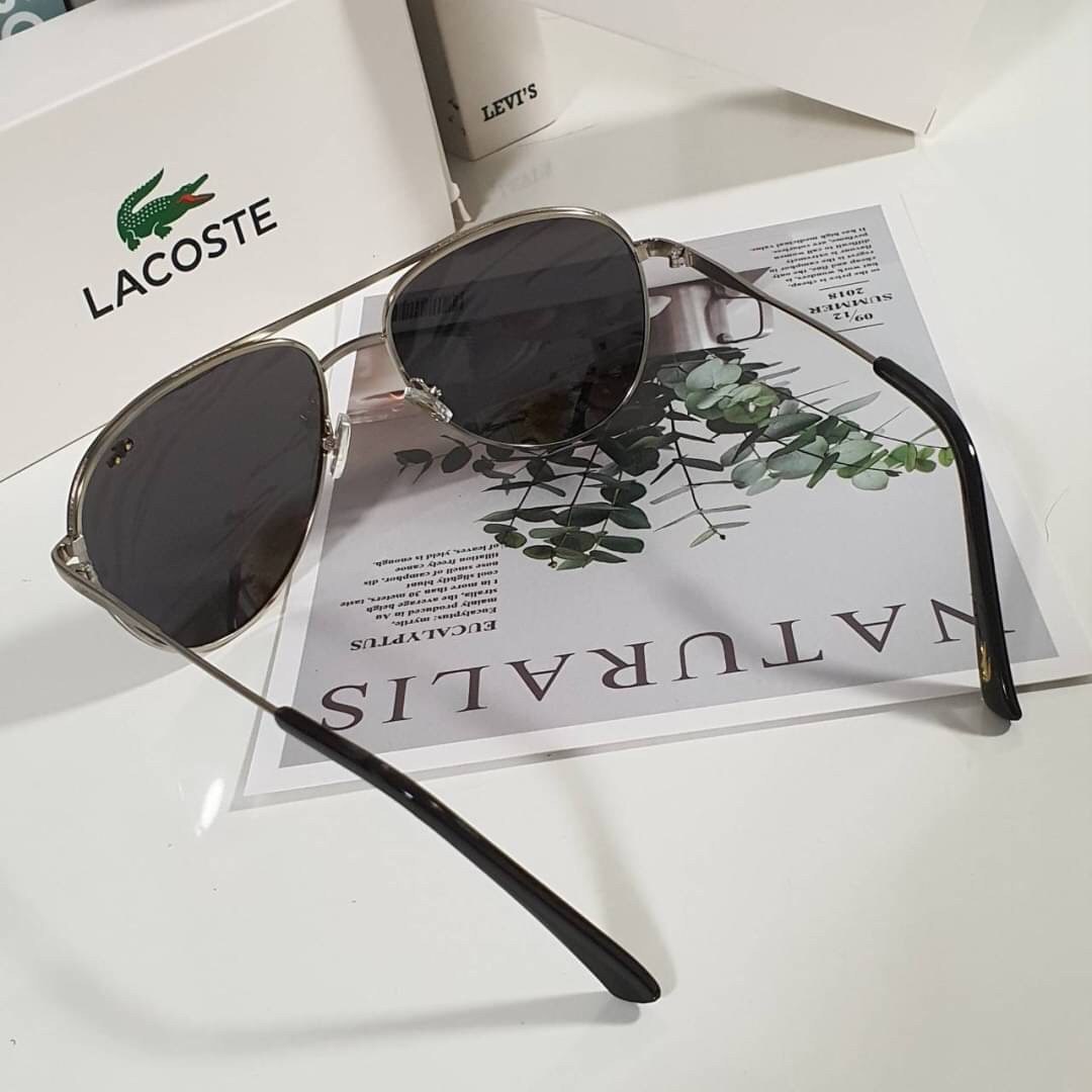 รุ่นยอดฮิตที่เคยขายดีติดอันดับ ของมันต้องมี กับแว่นตา LACOSTE SUNGLASSES แว่นตากันแดด แฟชั่นดีไซน์คลาสสิก สวยสะดุดตา มาพร้อมกล่องแว่นและกล่องกระดาษแบรนด์ ในราคาสบายกระเป๋า สวยหรู ดีไซน์สะดุดตา ห้ามพลาดค่ะ