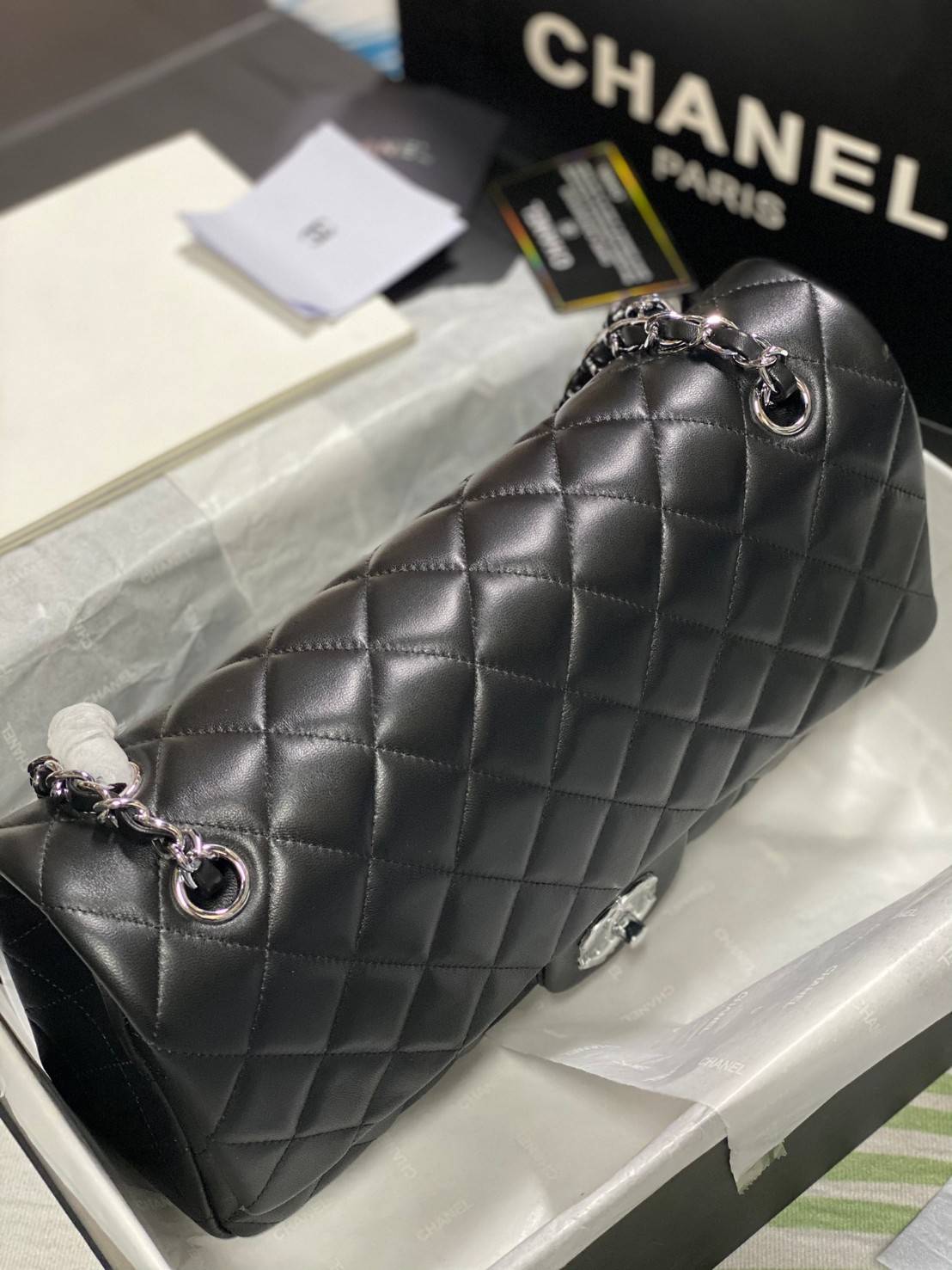 CHANEL LARGE CLASSIC JUMBO HANDBAG 30cm พร้อมส่งที่ไทย Lambskin & Grained Calfskin