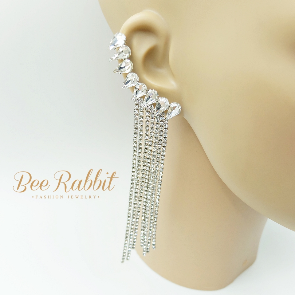 ต่างหูสไตล์ earcuff (ต้องเจาะหู) เพชรหยดน้ำ ห้อยแผงเพชร 7 แถว ตัวเรือนสีเงิน