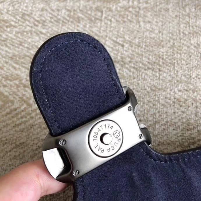 OUTTLET 】Coach Tabby Shoulder Bag 26 กระเป๋าหิ้วได้//คล้องไหล่ได้//สะพายข้างได้ ใบเดียวสุดคุ้มค่ะ! เปิดปิดกระเป๋าแบบกระดุมแม่เหล็ก มีอะไหล่Cตัวใหญด้านหน้าบ่งบอกถึงความหรูทีเดียวค่ะ ใส่กระเป๋าเงินใบยาวได้ มีช่องซิปกลาง;ช่องเล็กใส่ของจุกจิก;ช่องด้านหน้าหนึ่