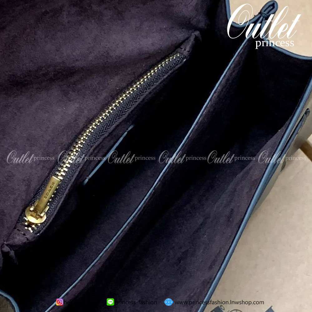 COACH TABBY TOP HANDLE 20 LEATHER BAG 💋กลับมาอีกครั้งตามคำเรียกร้องค่ะ!! กระเป๋าถือ//สะพายข้างได้ วัสดุหนังแท้อย่างดี หนึ่งใบทำหนัง2แบบได้อย่างลงตัว สวยงาม มีอะไหล่ตัวC ใหญ่ด้านหน้าโดดเด่นหรูมากๆค่ะ