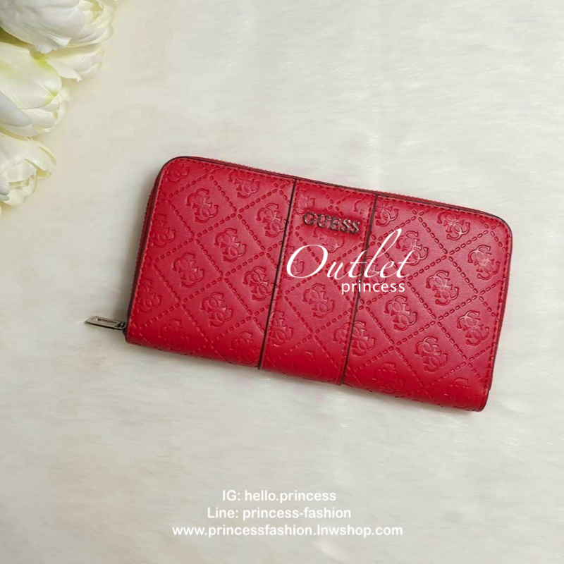 GUESS FACTORY WOMEN'S ZIP AROUND LONG WALLET กระเป๋าสตางค์หนังทรงซิปรอบปั๊มลายแบรนด์รอบใบ ด้านหน้าติดโลโก้แบรนด์ ภายในมีช่องใส่ธนบัตร ช่องใส่บัตรหลายช่องและช่องซิปกลางใส่เหรียญ มีให้เลือก 3 สี สวยคุ้ม น่าใช้มากๆค่า