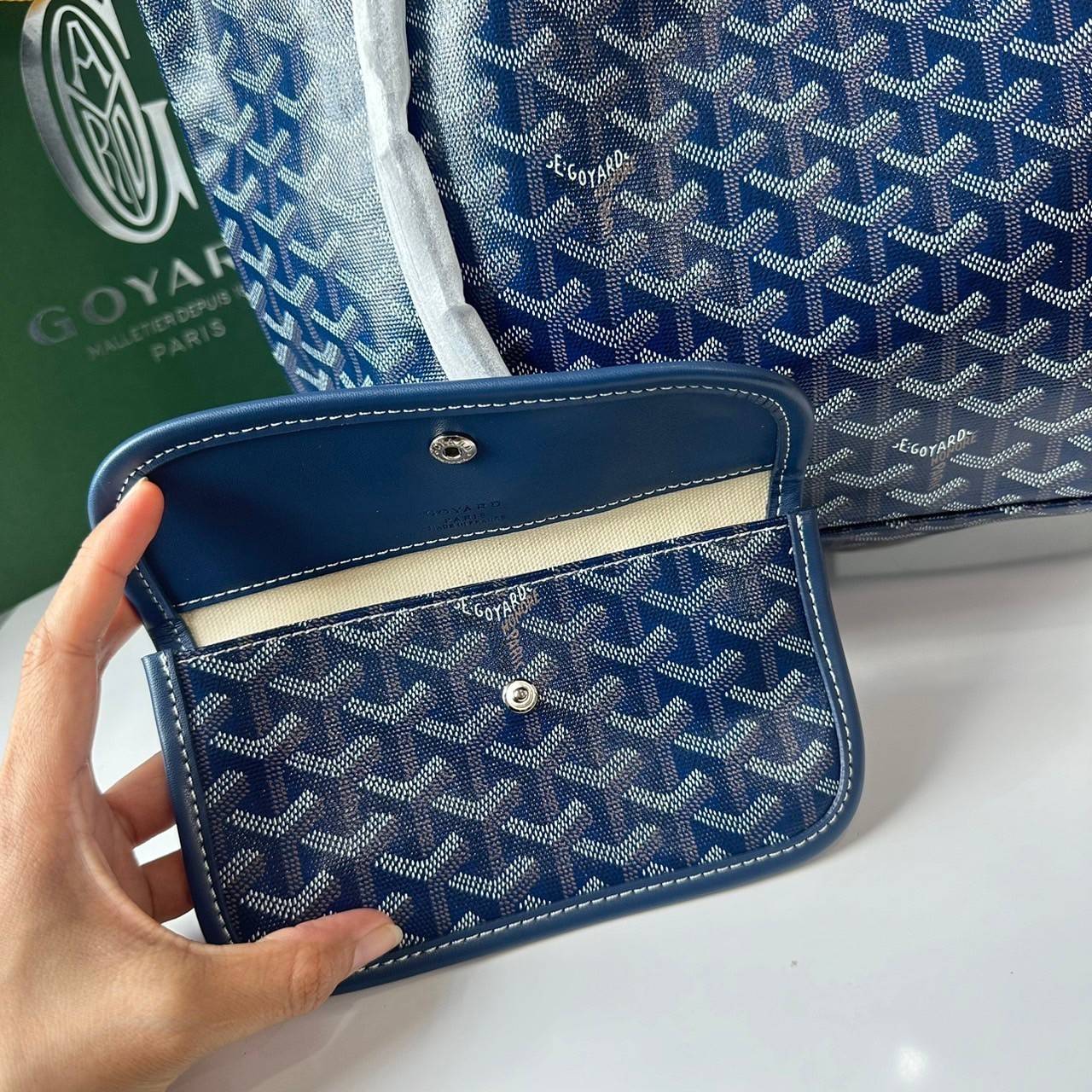 พร้อมส่ง 5 สี PM GOYARD ANJOU PM REVERSIBLE TOTE BAG / Goyard tote bag กระเป๋าทรงโท้ทใบใหญ่ เกรดไฮเอน 1:1 ใช้งานต่างประเทศได้ ภาพถ่ายจากงานขายจริง