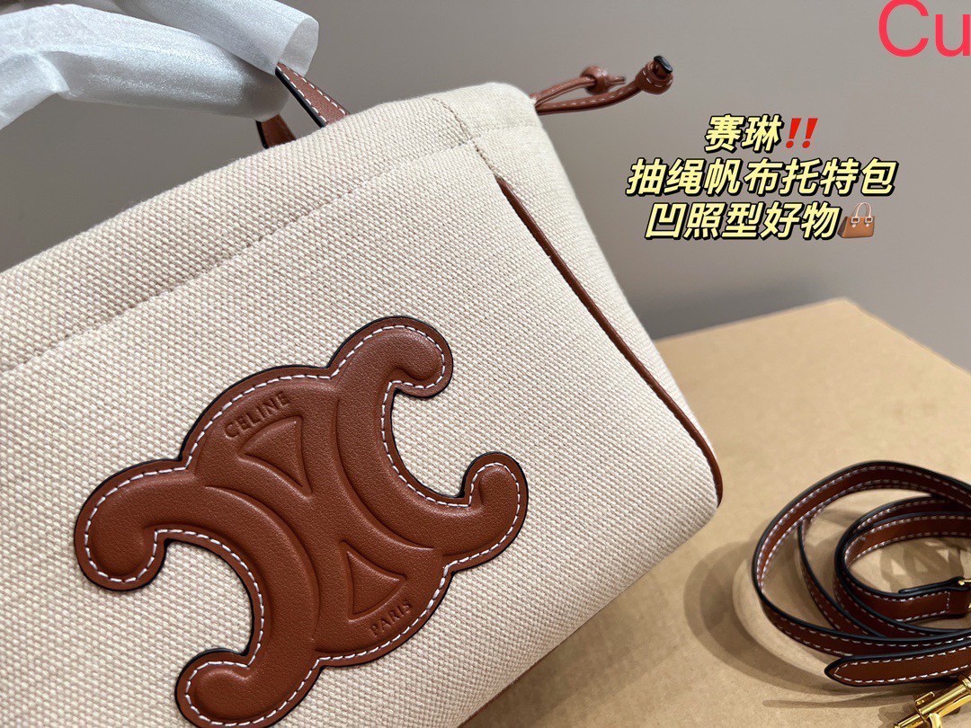 CELINE Horizontal Cabas Canvas / CELINE TOTE BAG กระเป๋าทรงโท้ทกำลังมาแรง ขนาดและดีไซน์ทรงสี่เหลี่ยมผืนผ้า สามารถใส่ของได้เยอะและนำมาใช้ได้ทั้งไปทำงานหรือไปช้อปปิ้งได้ แมทช์กับเสื้อผ้าได้ง่าย เรียกได้ว่าคุ้มค่าคุ้มราคาสุดๆ