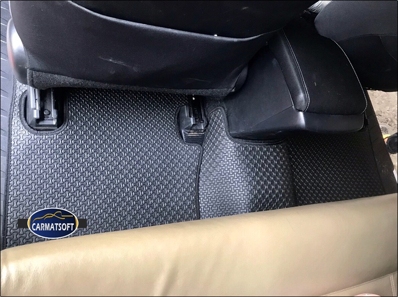 พรมปูพื้นรถยนต์ FORTUNER (ปี2015-24) ลายไบเค่นสีดำ+แผ่นกันสึก เต็มคัน