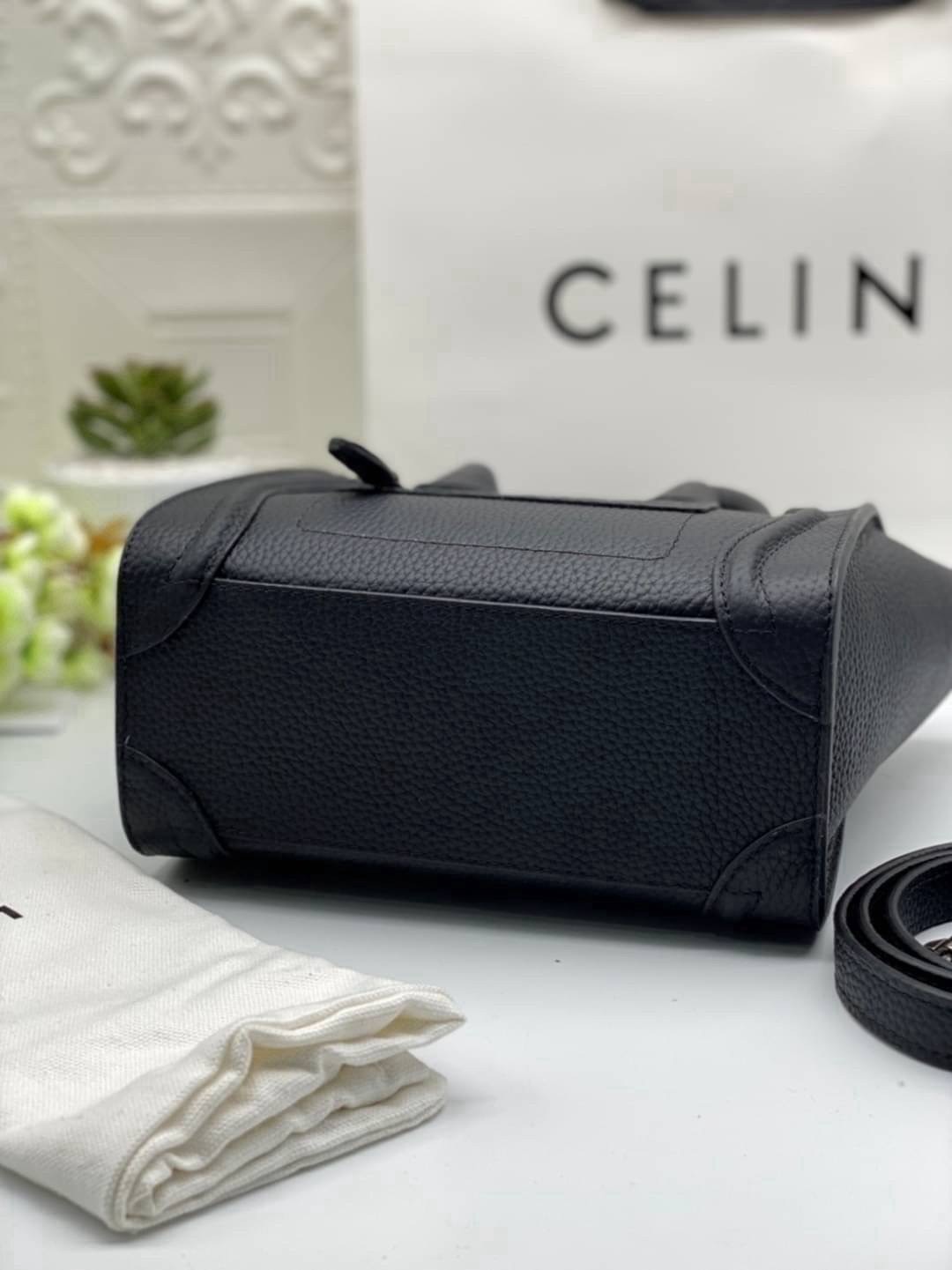 ORI หนังแท้ | Celine Luggage Tote Nano Bag20cm กระเป๋าสะพายทรงโท้ท ดีไซน์เป็นเอกลักษณ์ เรียบหรูดูแพง