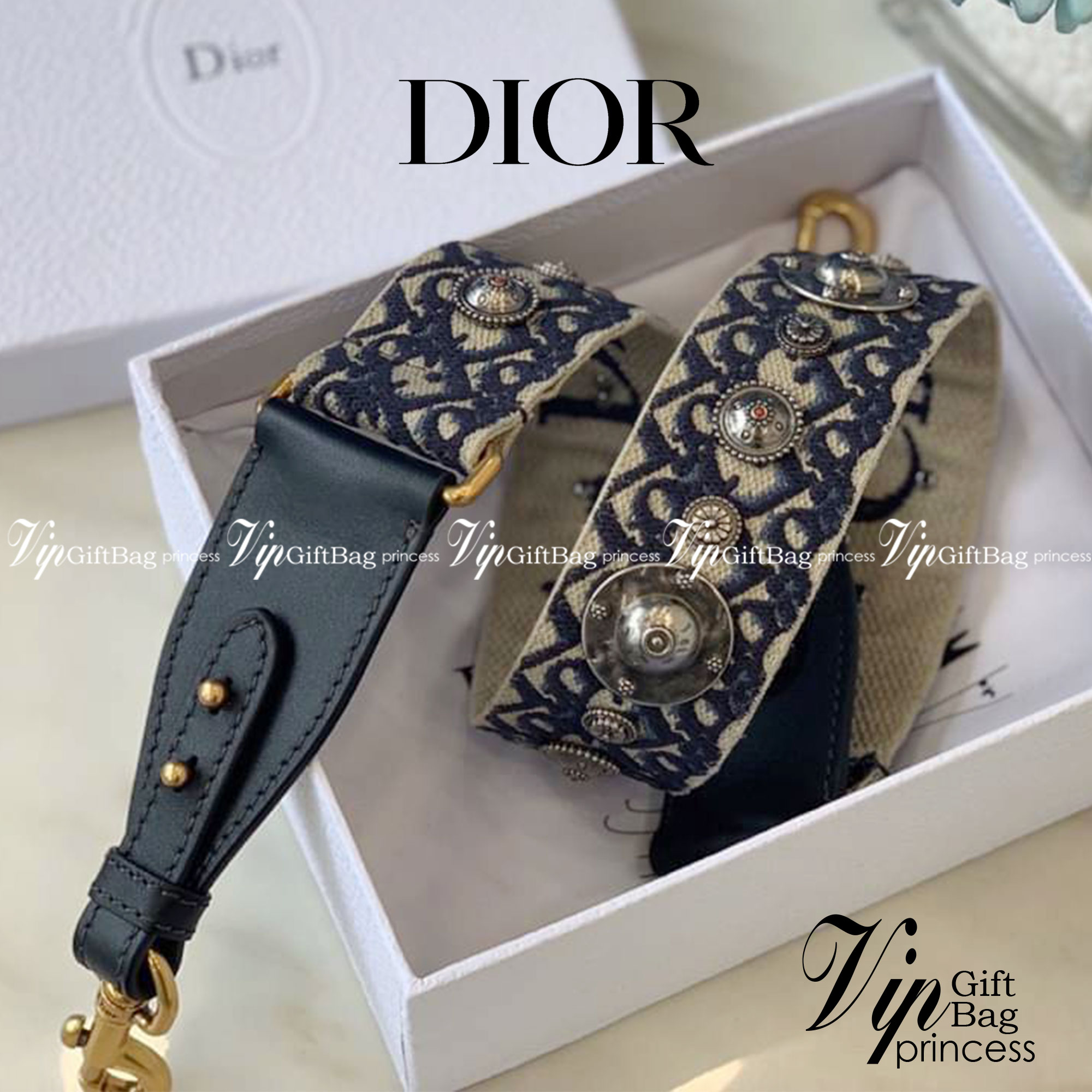 หนังแท้ DIOR shoulder strap with ring พร้อมส่งที่ไทย Jacquard and Black Calfskin สายกระเป๋างานหนังแท้และผ้าแจ็คการ์ด เกรดเทพออริจินอล ภาพสินค้าถ่ายจากงานขายจริง
