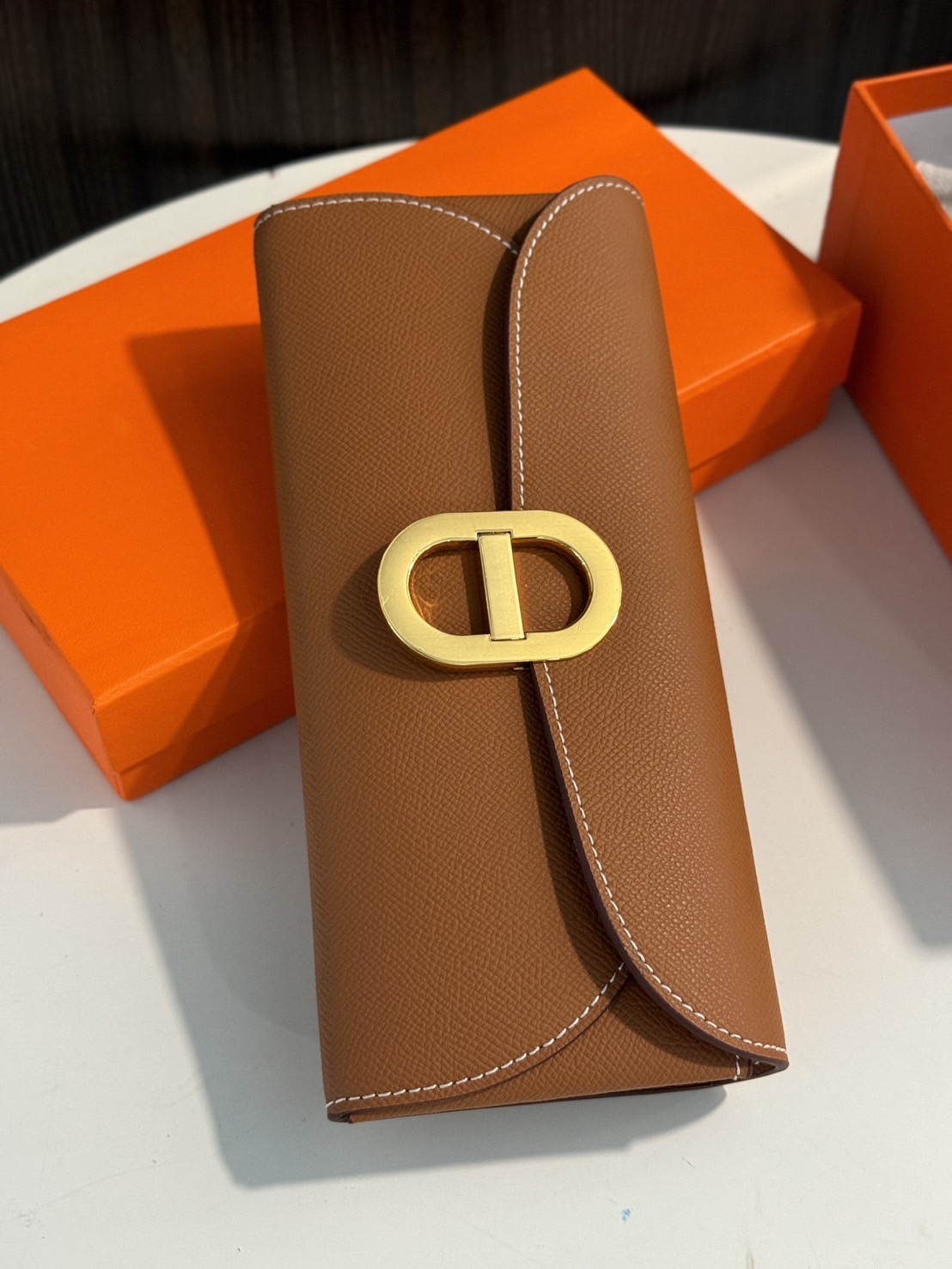 HERMES Chaine d'Ancre To Go wallet กระเป๋าถือสะพายแบรนด์หรู ดีไซส์กระเป๋าสตางค์ใบยาว Long wallet in Epsom Saddle-stitch เกรดออริ สลับแท้ 1:1 ใช้งานต่างประเทศได้ ภาพถ่ายจากงานขายจริง