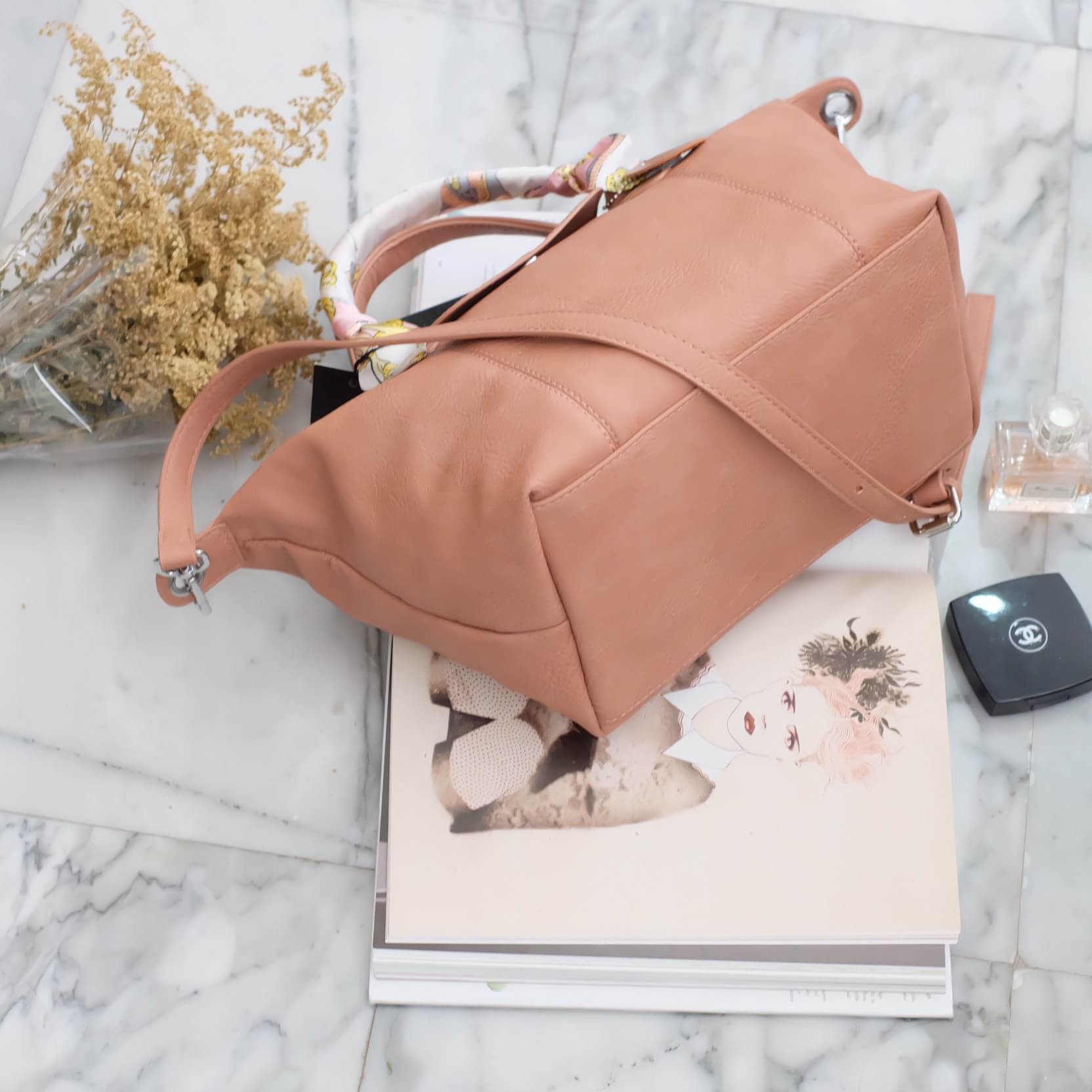 สีมาใหม่ค่า 🐼New arrival! KEEP ทรง longchamp รุ่น Duo Sister - สี signature brand เลยค่า Nude Pink น่าร้ากกกกกมากค่า ตัวกระเป๋าหนังแกะสังเคราะห์ ลายหนังสวยมากๆคะ นิ่ม สุดๆ รุ่นนี้ จะมี 2 ขนาด คือ mini และ basic ไซด์