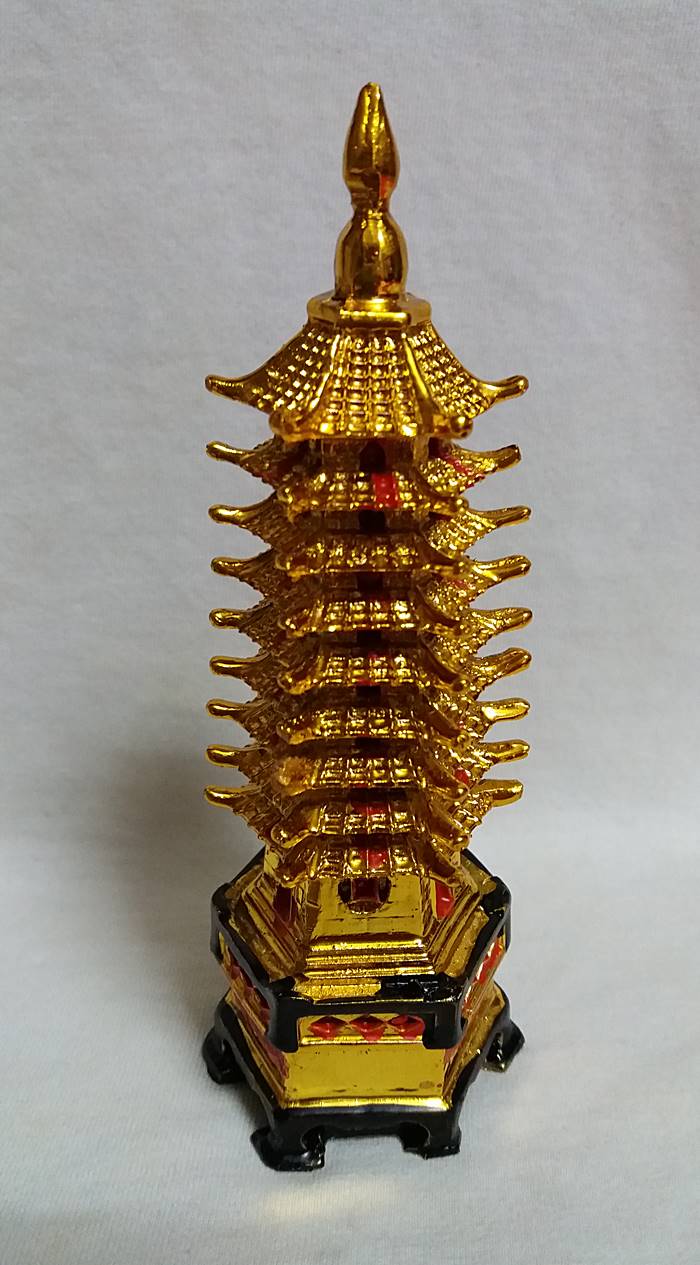 สินค้าหมดค่ะ เจดีย์ทอง เสริมดวงปีระกา ปี2562 ช่วยเลื่อนตำแหน่งค่ะ