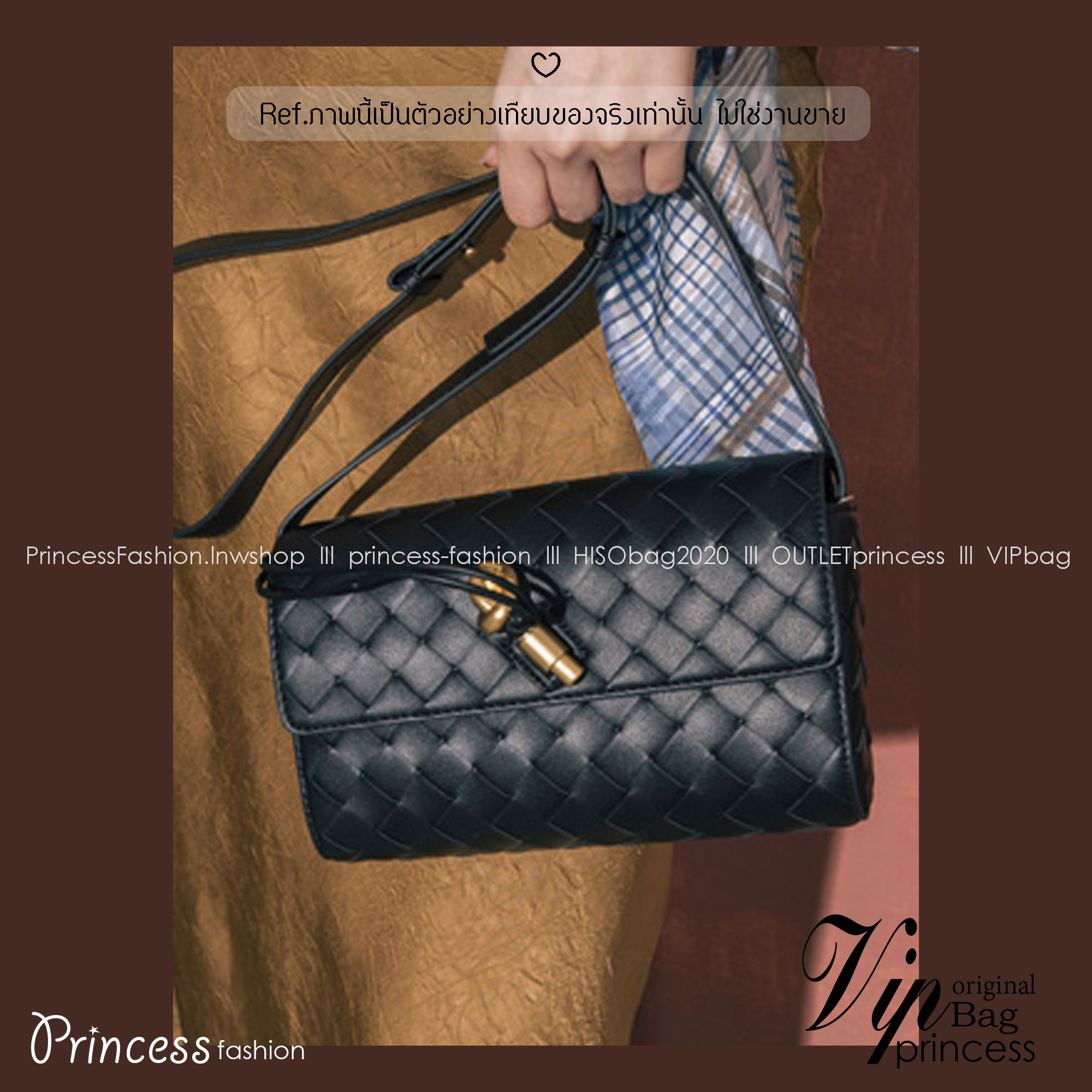 Bottega Veneta Andiamo Shoulder Bag กระเป๋าสะพายสุดชิค ถือเป็นคลัชหรือสะพายได้ ดีไซน์หนังสานตารางสวยโดดเด่นเป็นเอกลักษณ์ที่คงความเรียบหรูดูแพงไว้อย่างลงตัว