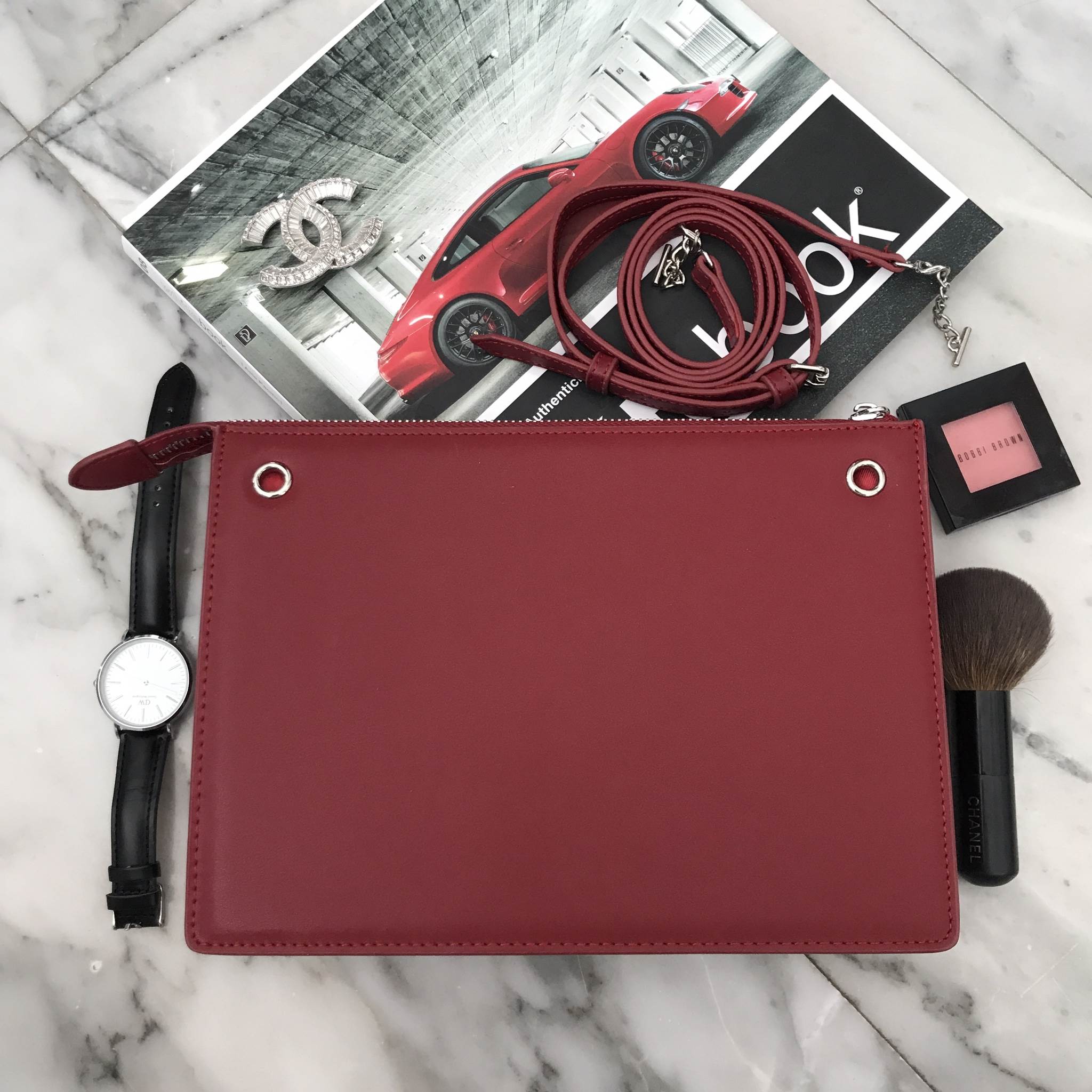 ใหม่ล่าสุด !!KEEP Pinty Clutch bag with strap 🌈🌈กระเป๋าสะพาย ปรับ เป็น คลัช ได้ ถือ สะพาย LOOK chic & cool มากคะ งานหนัง สวย รับประกันเลย ปรับเก็บสายถือเป็น clutch bag ได้คะ ขนาดกะทัดรัด พร้อมช่อง ใส่ของ 2 ด้าน มีซิปปิดปากกระเป๋าอย่างดี ใส