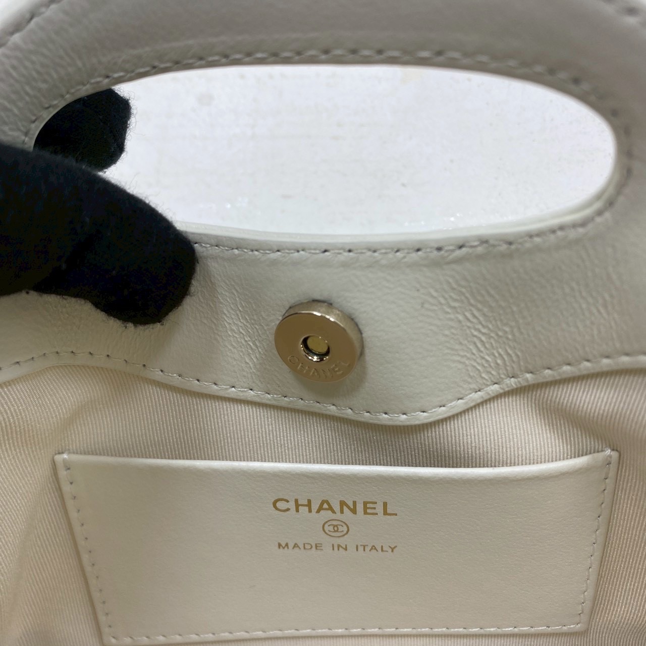 ORI หนังแท้ | Chanel 24S 31 Mini Clutch with Chain กระเป๋าสะพายดีไซน์น่ารัก ใบเล็กพร้อมสายโซ่ หูจับในตัว สวยเรียบหรู