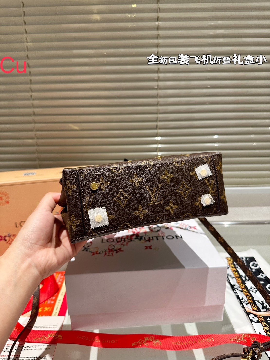 LV ONE HANDLE BAG / LV Bag พร้อมส่ง กระเป๋าถือ/สะพายดีไซน์เลิศ สวยหรู ไอเท็มอัพลุคอีกหนึ่ง รุ่นหายากโดดเด่นไม่ซ้ำใคร งานปั้มสวยเป๊ะปังตามรูป