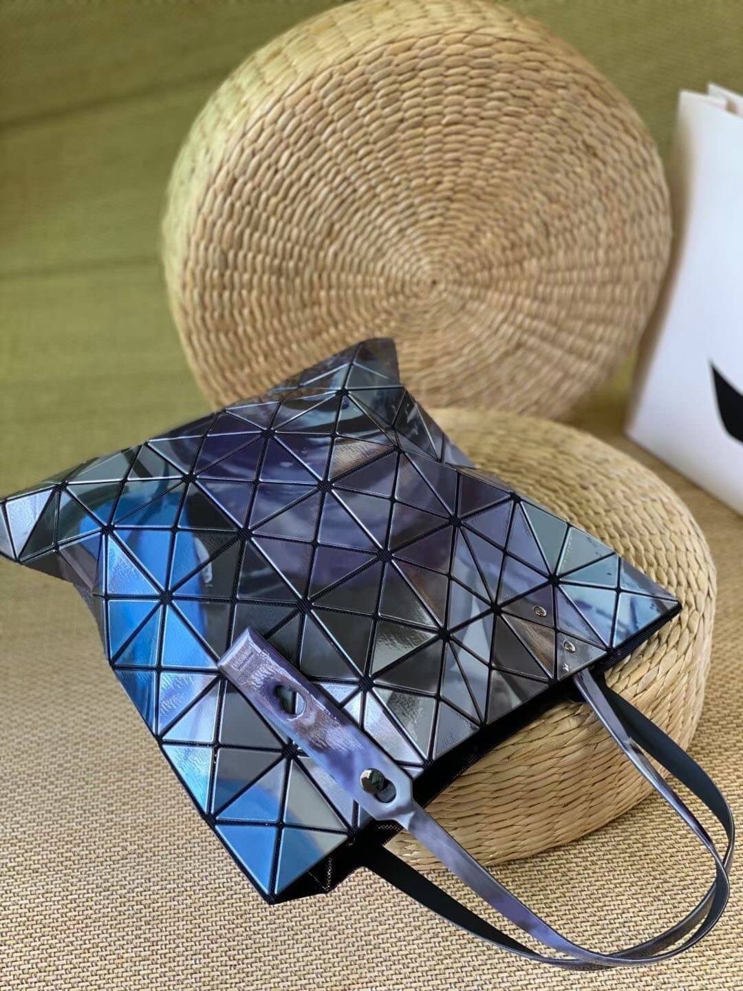VIP GIFT 】ISSEY MIYAKE BAOBAO TOTE BAG