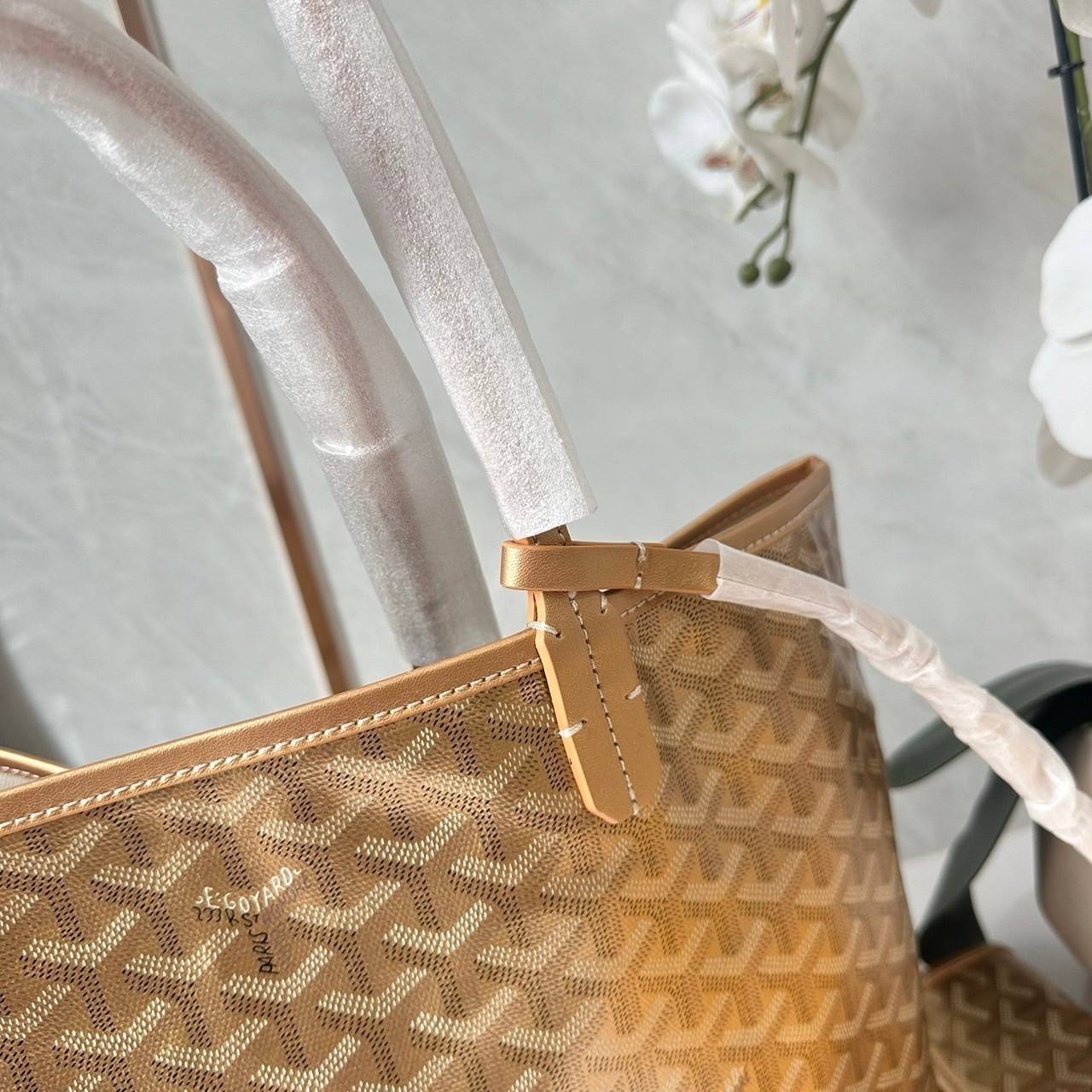 พร้อมส่ง 5 สี PM GOYARD ANJOU PM REVERSIBLE TOTE BAG / Goyard tote bag กระเป๋าทรงโท้ทใบใหญ่ เกรดไฮเอน 1:1 ใช้งานต่างประเทศได้ ภาพถ่ายจากงานขายจริง