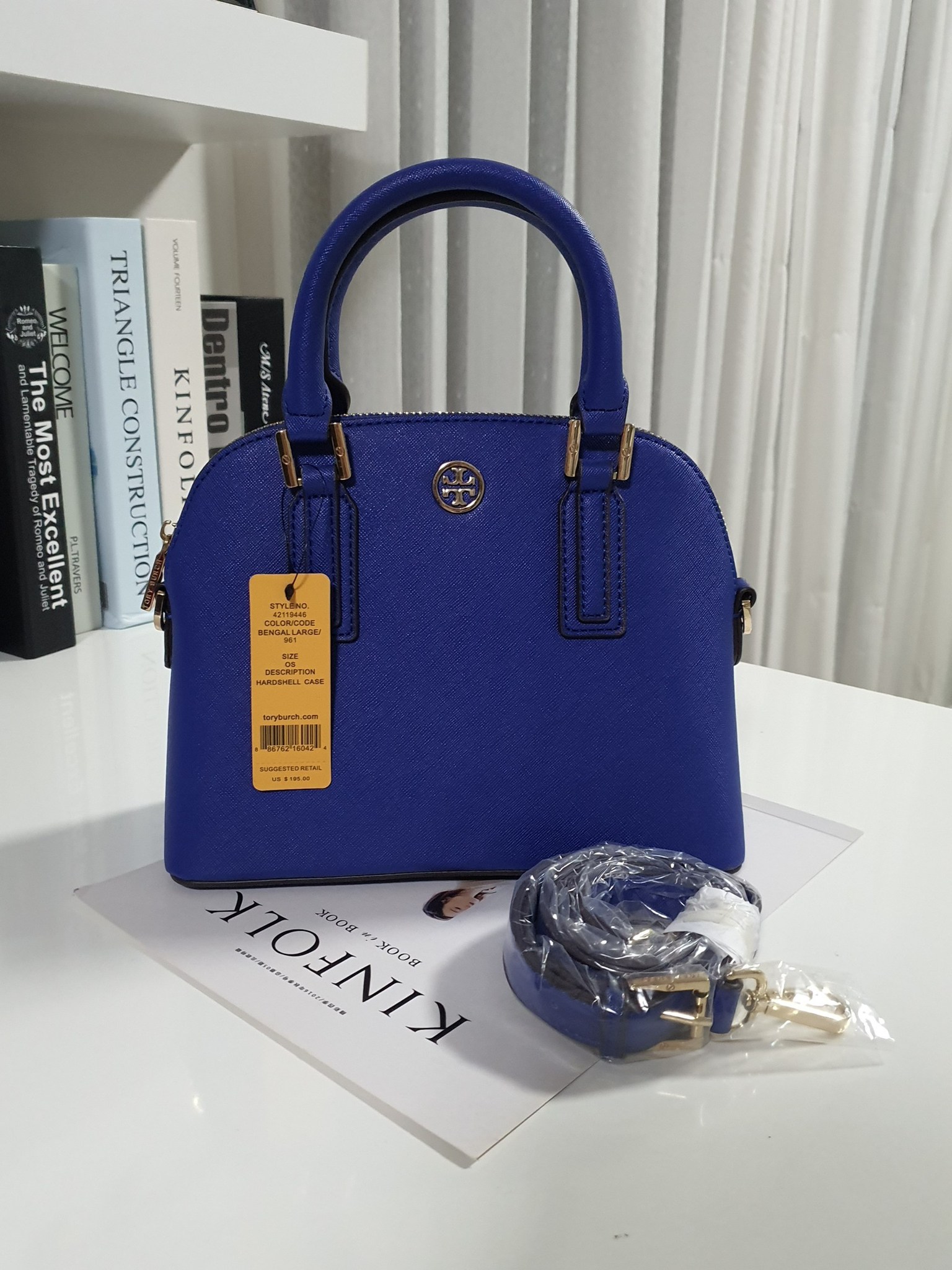 TORY BURCH SAFFIANO HANDBAG กระเป๋าสะพายแบรนด์ดังทรงสุดฮิตหนัง SAFFIANO